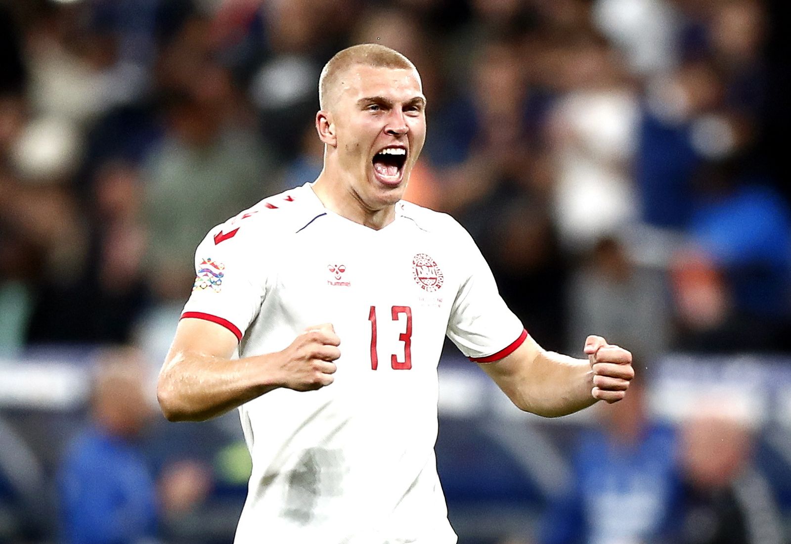 Rasmus Christensen celebra.