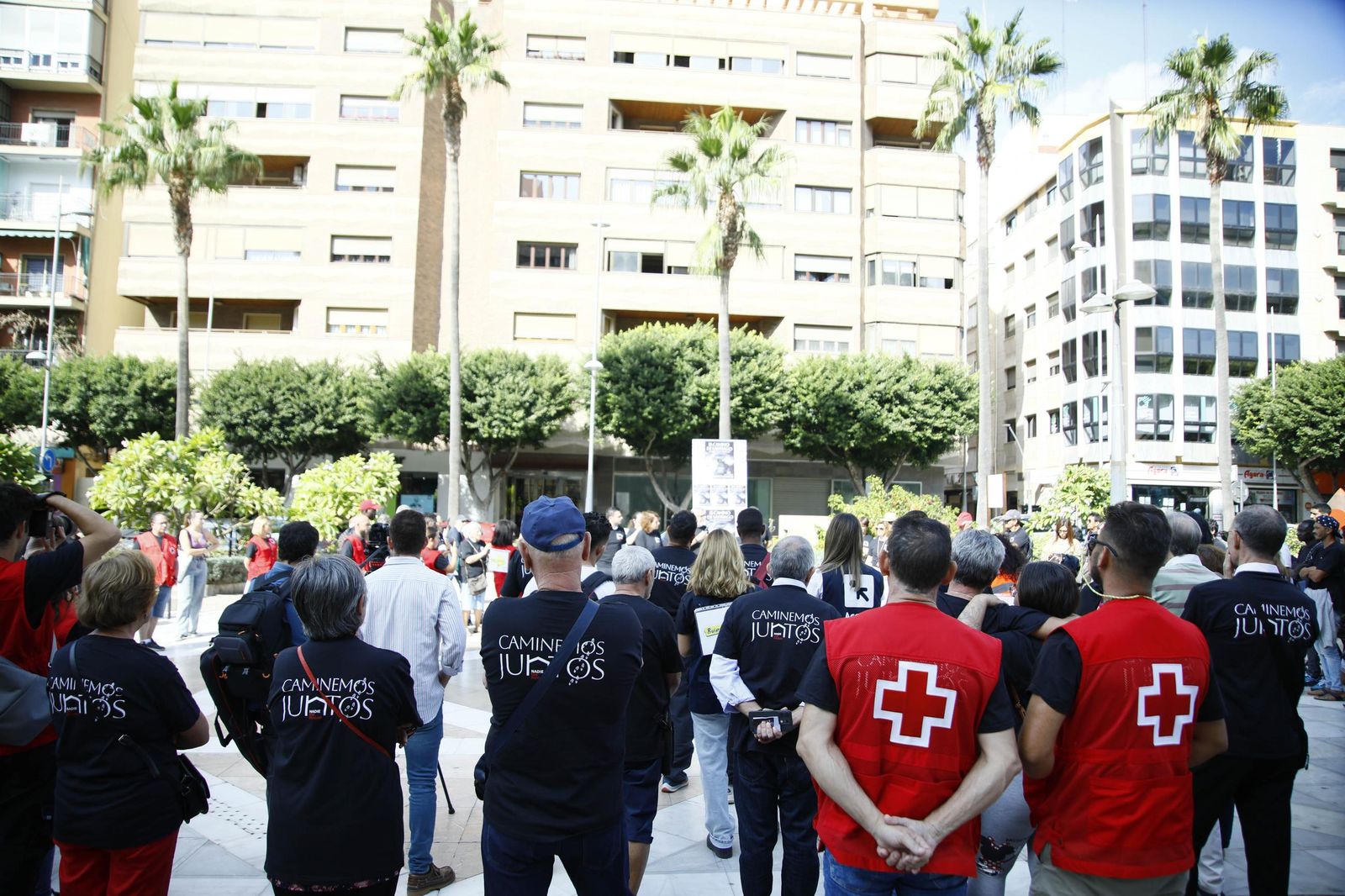Imágenes de la campaña "Camino de Santiago" para celebrar el día de las personas sin hogar en Almería