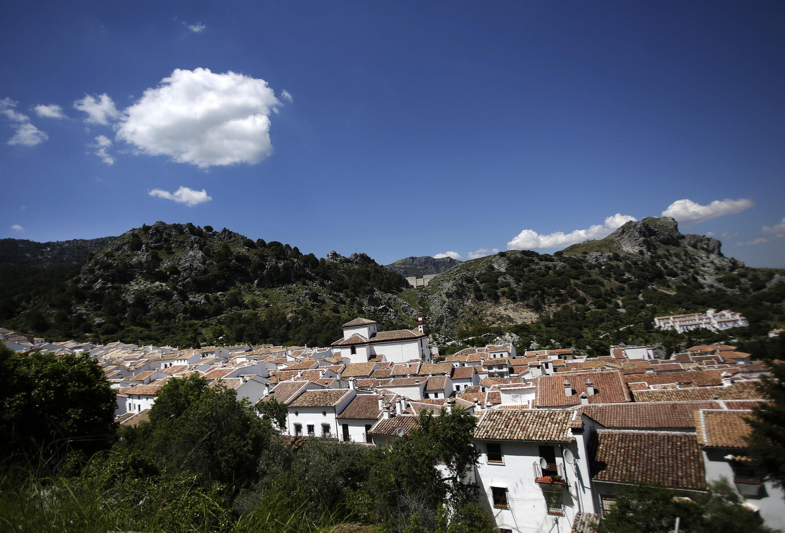 El despertar de la Sierra, Grazalema, Setenil de las Bodegas, Zahara de la Sierra.