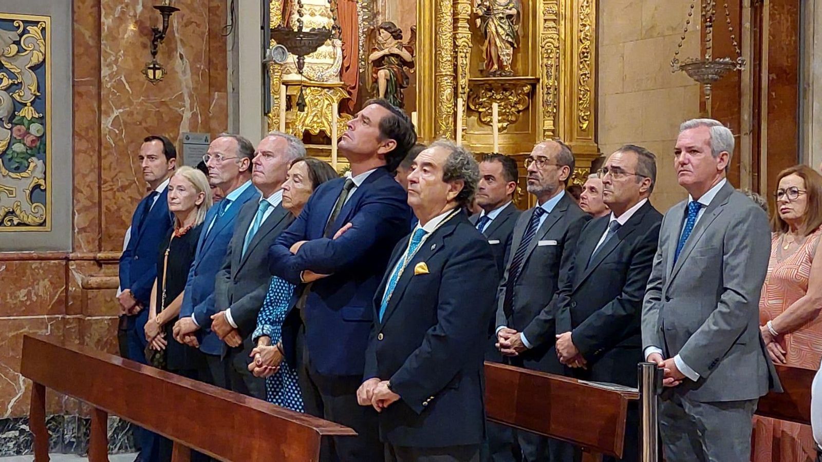 La junta de gobierno, presidida por Fernández Cabrero