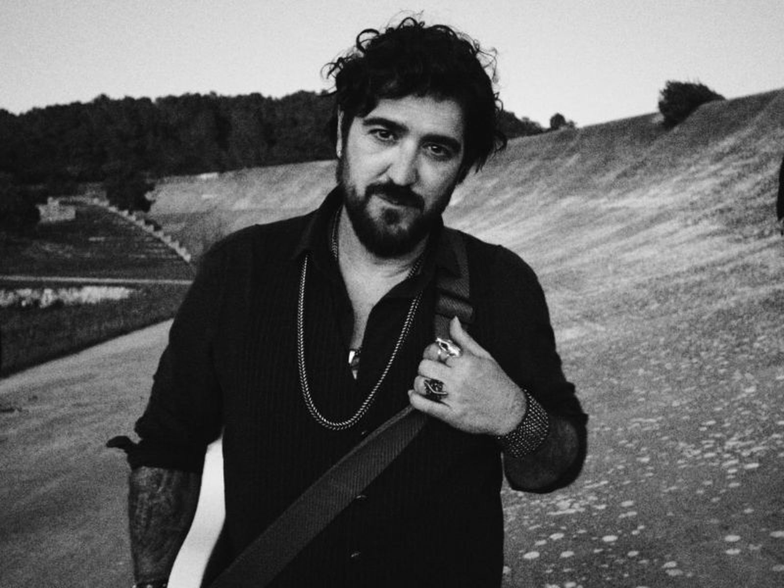 Antonio Orozco en una imagen promocional del nuevo sencillo.