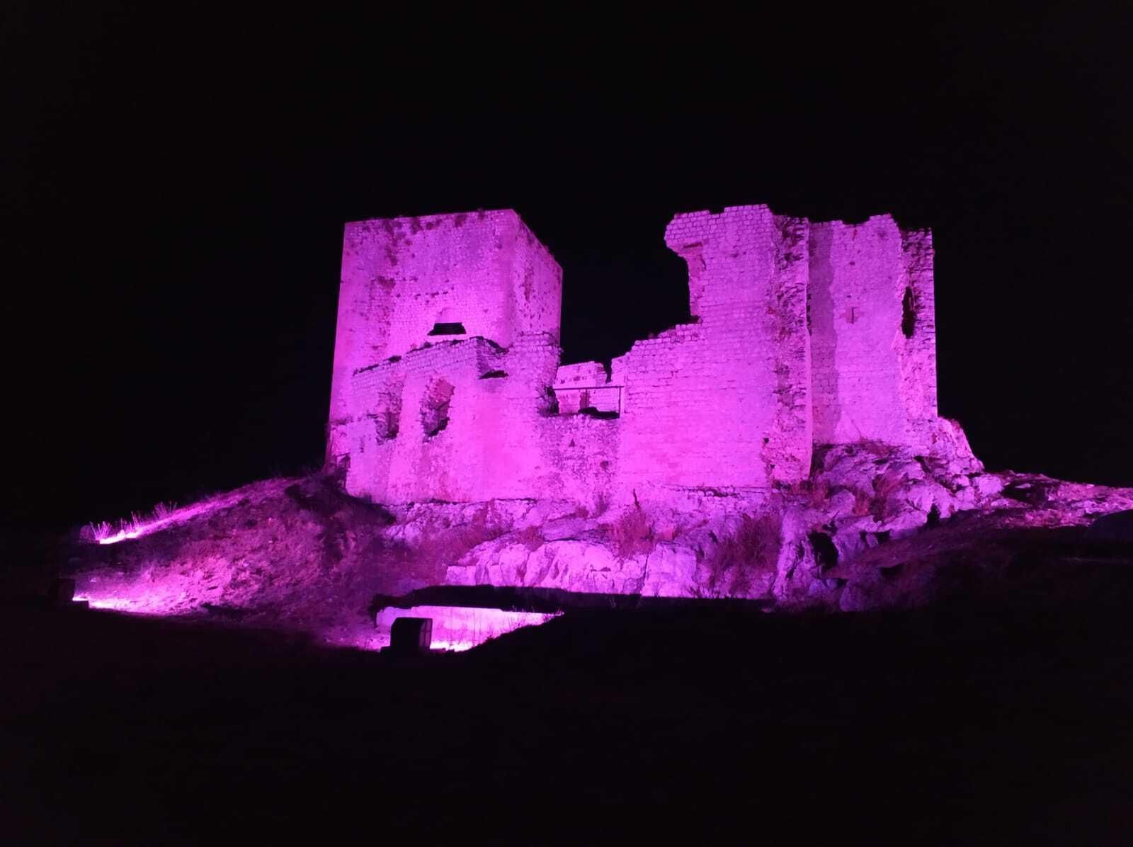 Endesa ejecuta un proyecto pionero de iluminación en el Castillo de Teba que ahorrará 1.500 euros al año