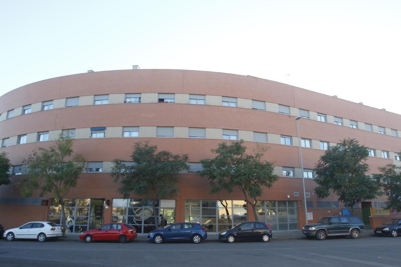 Edificio de la primera fase de apartamentos de Sama Naharro.