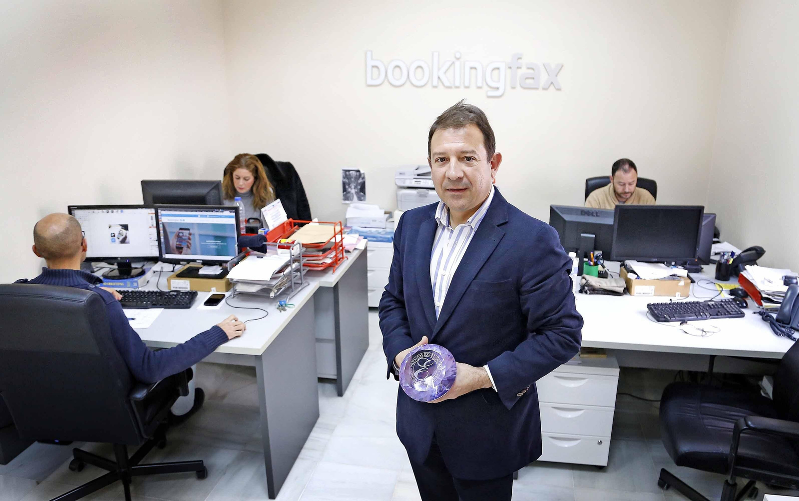 Antonio Mariscal, en una de las sedes de Booking Fax, en 2017.