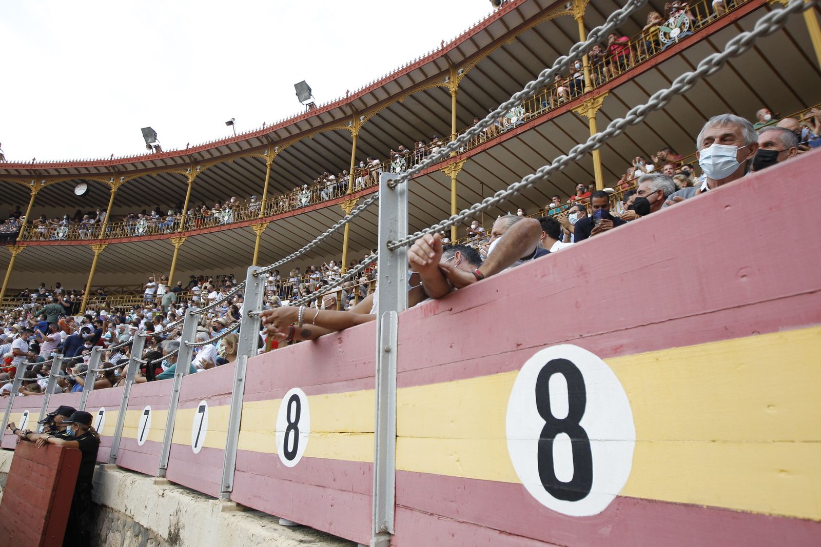 Fotogalería primera corrida de toros Feria de Almería