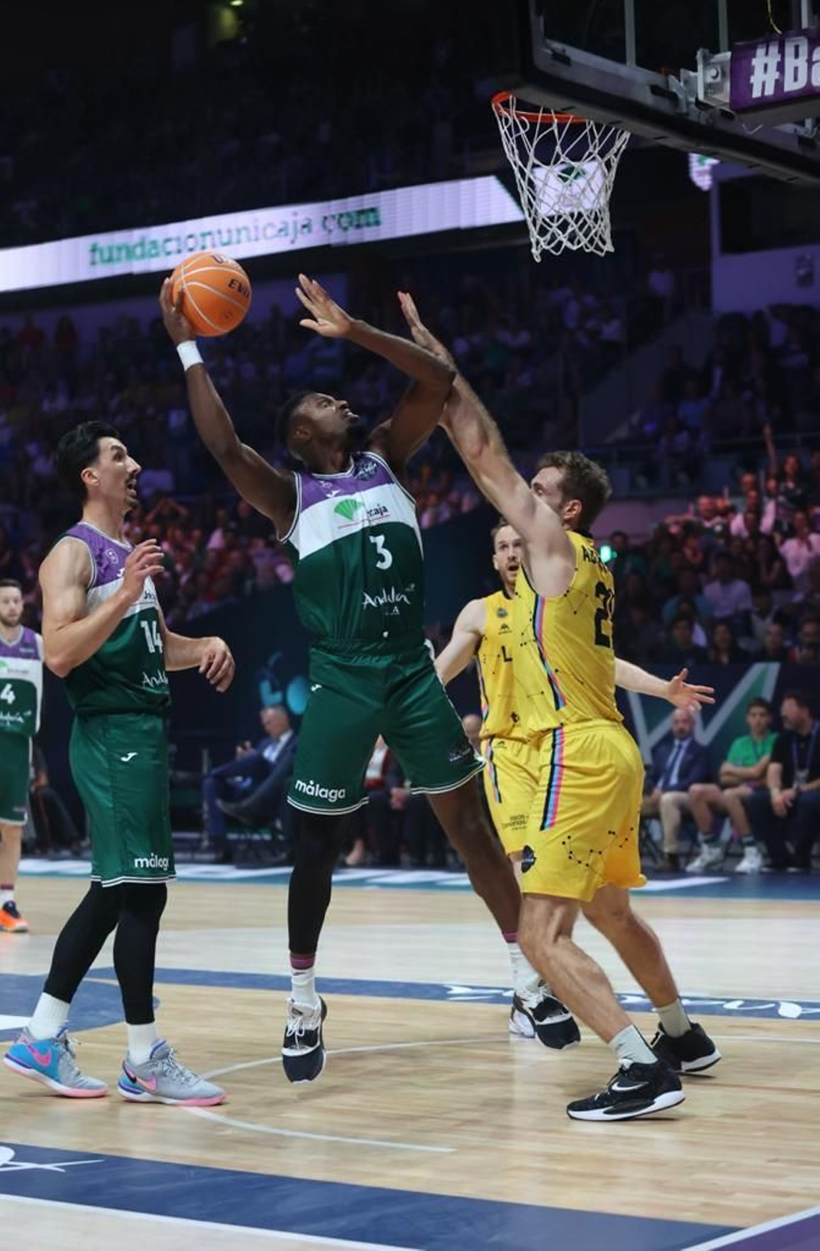 El Unicaja - Lenovo Tenerife, en fotos
