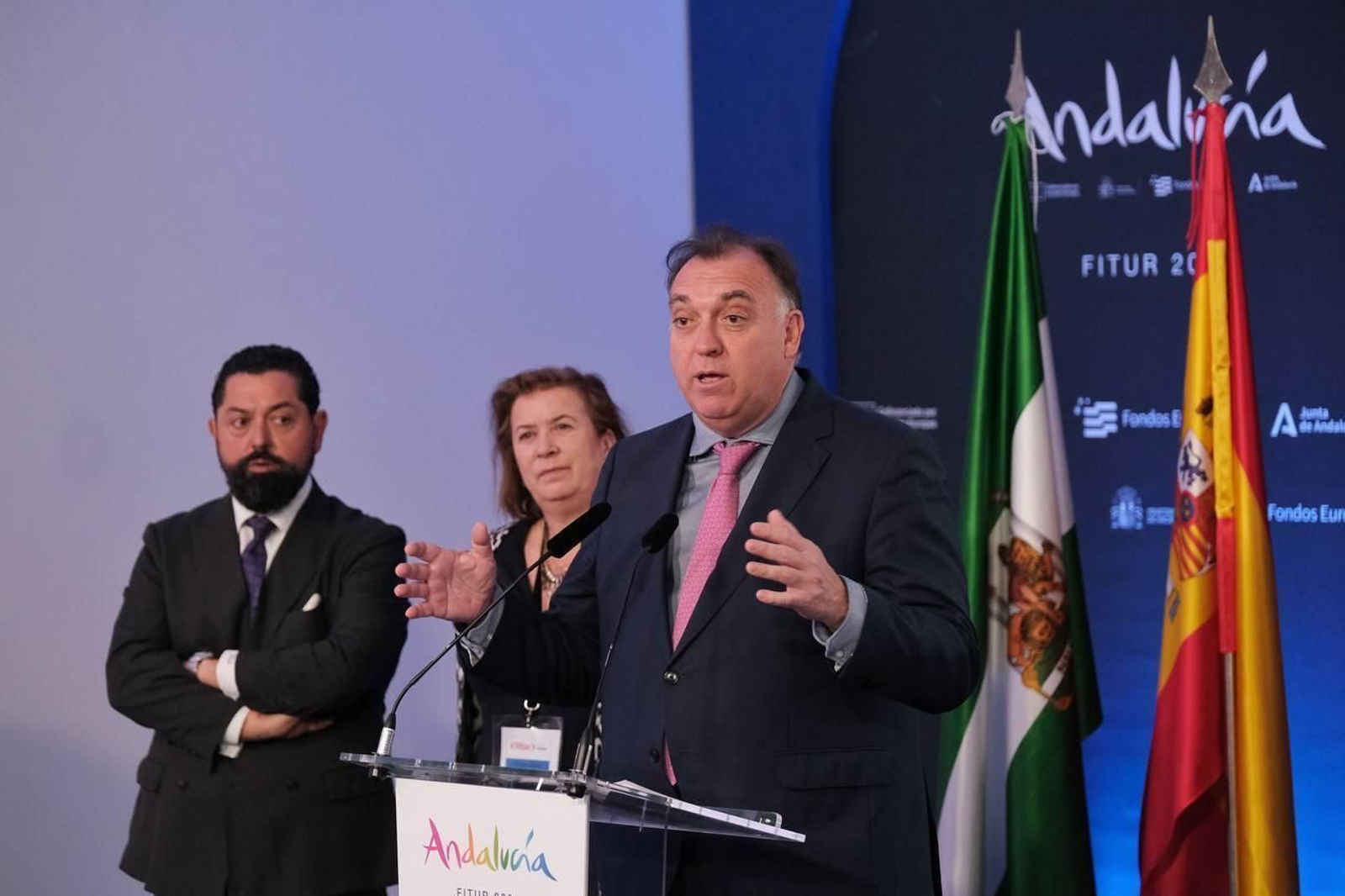 Arturo Bernal, consejero de Turismo, durante un presentación.