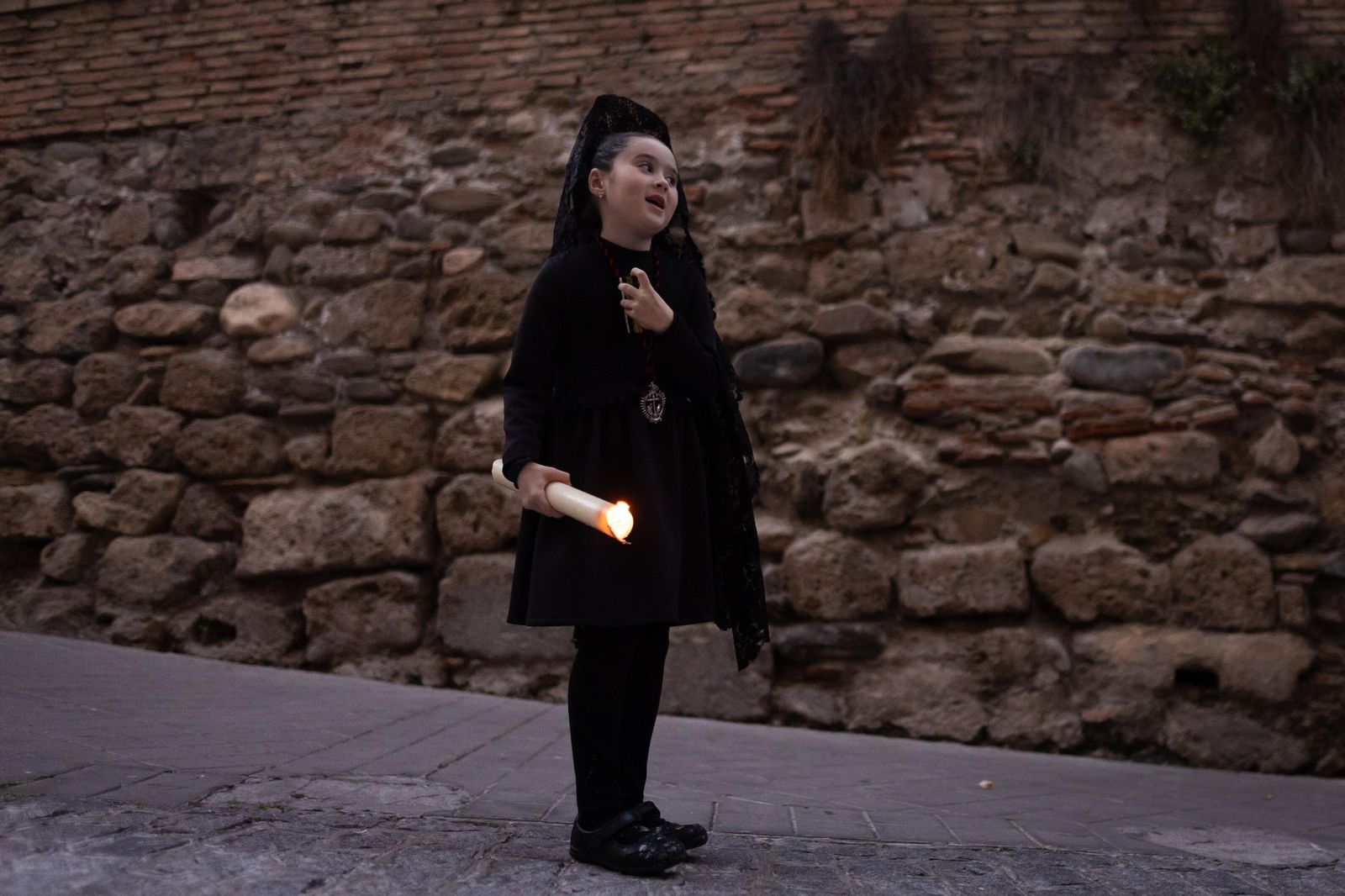 Las mejores fotografías de la Hermandad de los Favores en la Cuesta de Aixa 2025