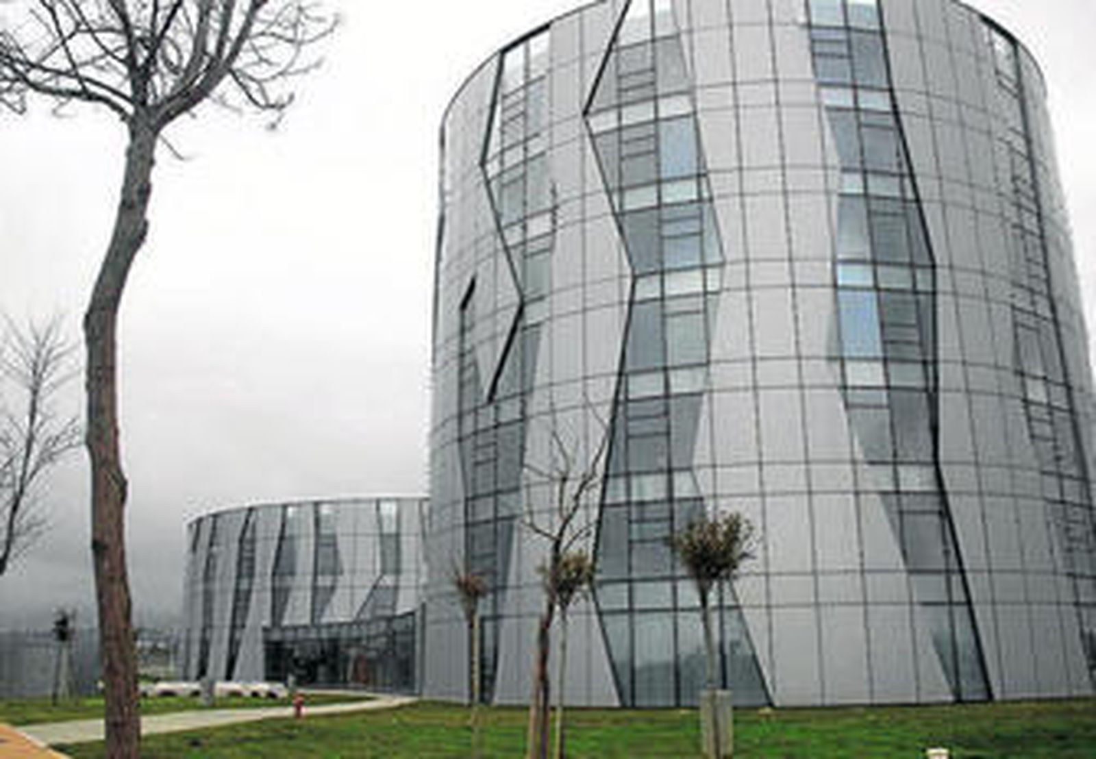 El edificio de servicios del área logística Bahía de Algeciras, en el término municipal de Los Barrios.