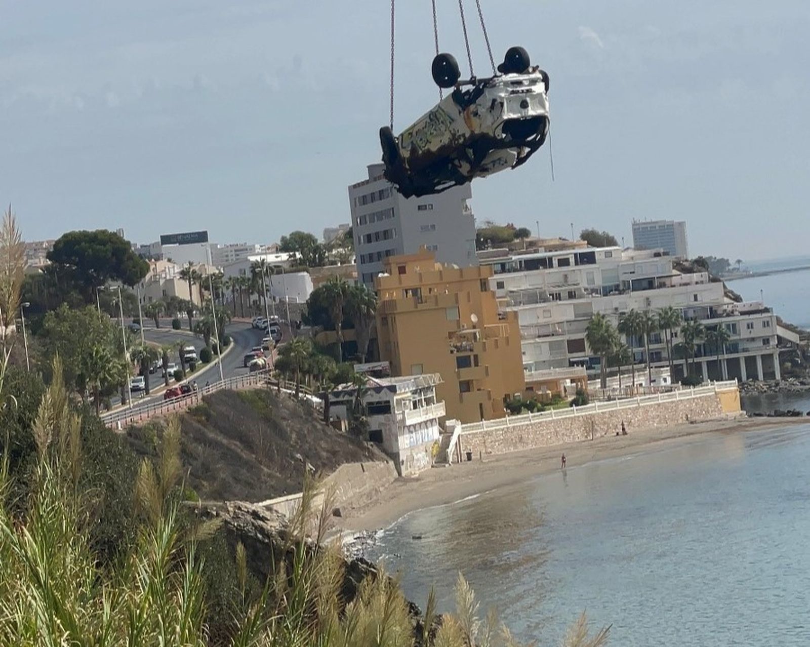 La retirada del vehículo siniestrado.