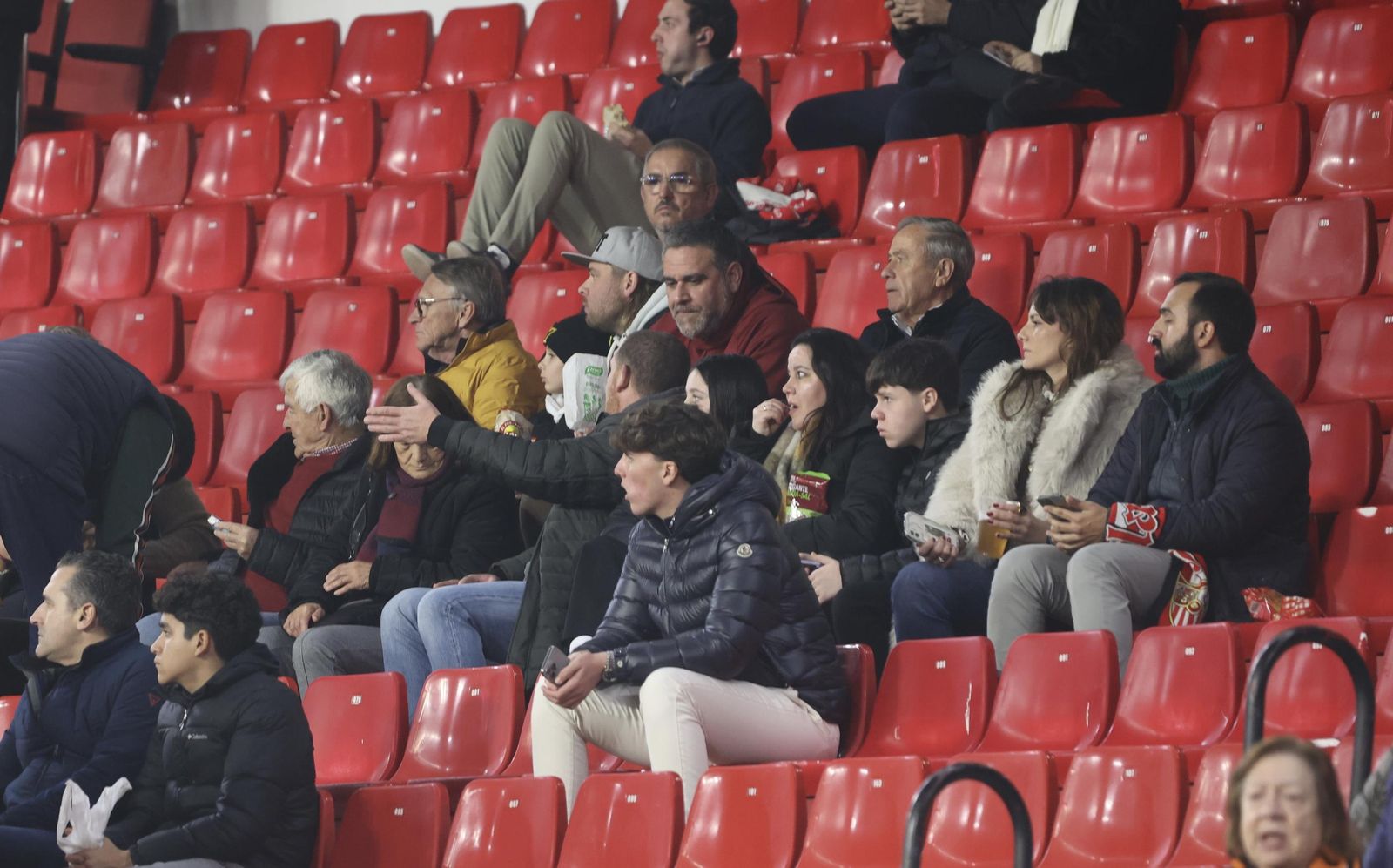 Búscate en el partido Sevilla Valencia