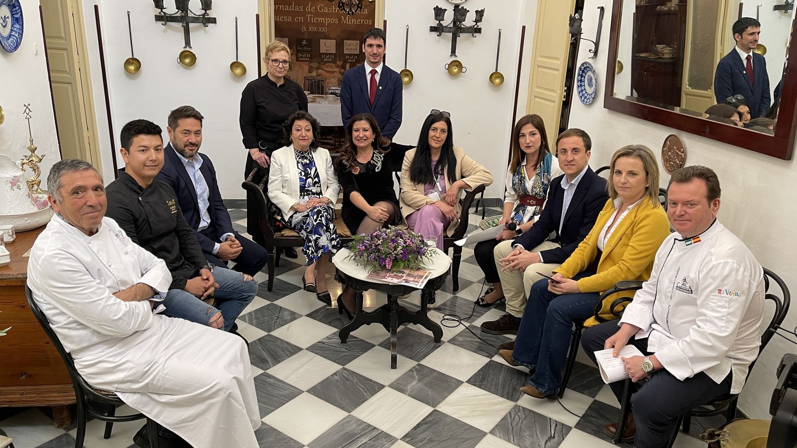 Presentación de las jornadas, en una casa burguesa de Vera.