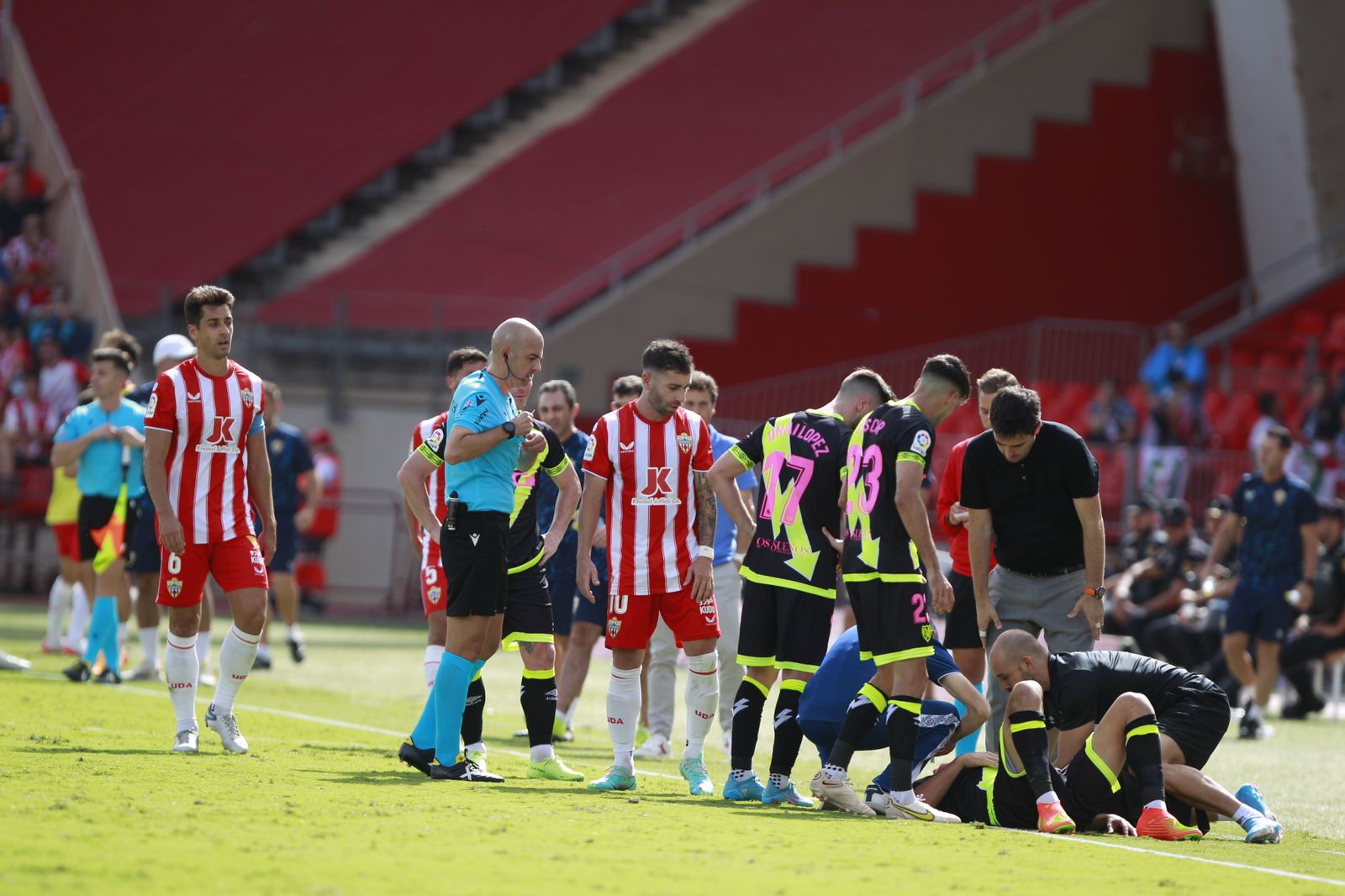 Imágenes de la U.D. Almería-Rayo Vallecano