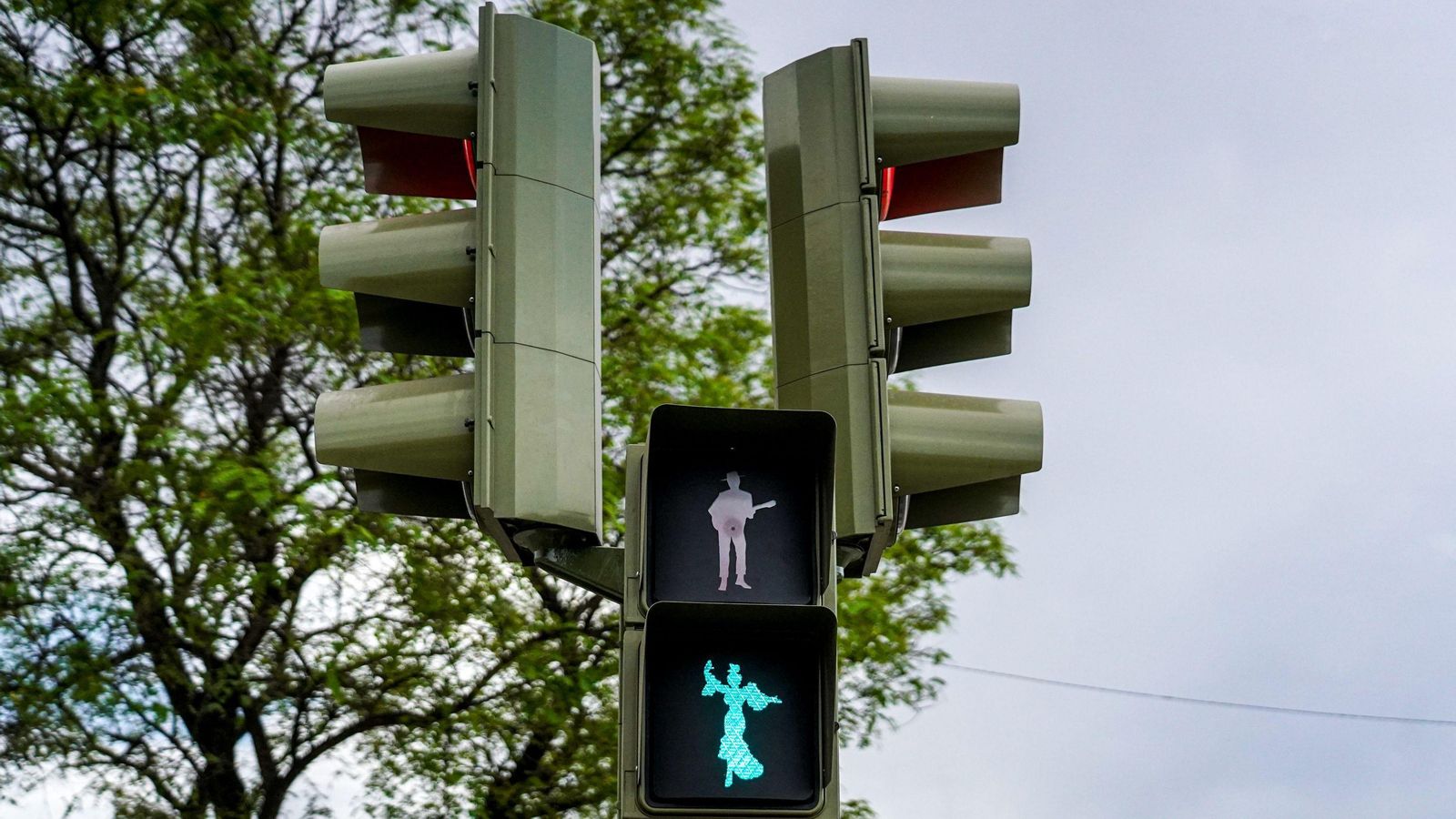 El semáforo de Granada, con el diseño plagiado