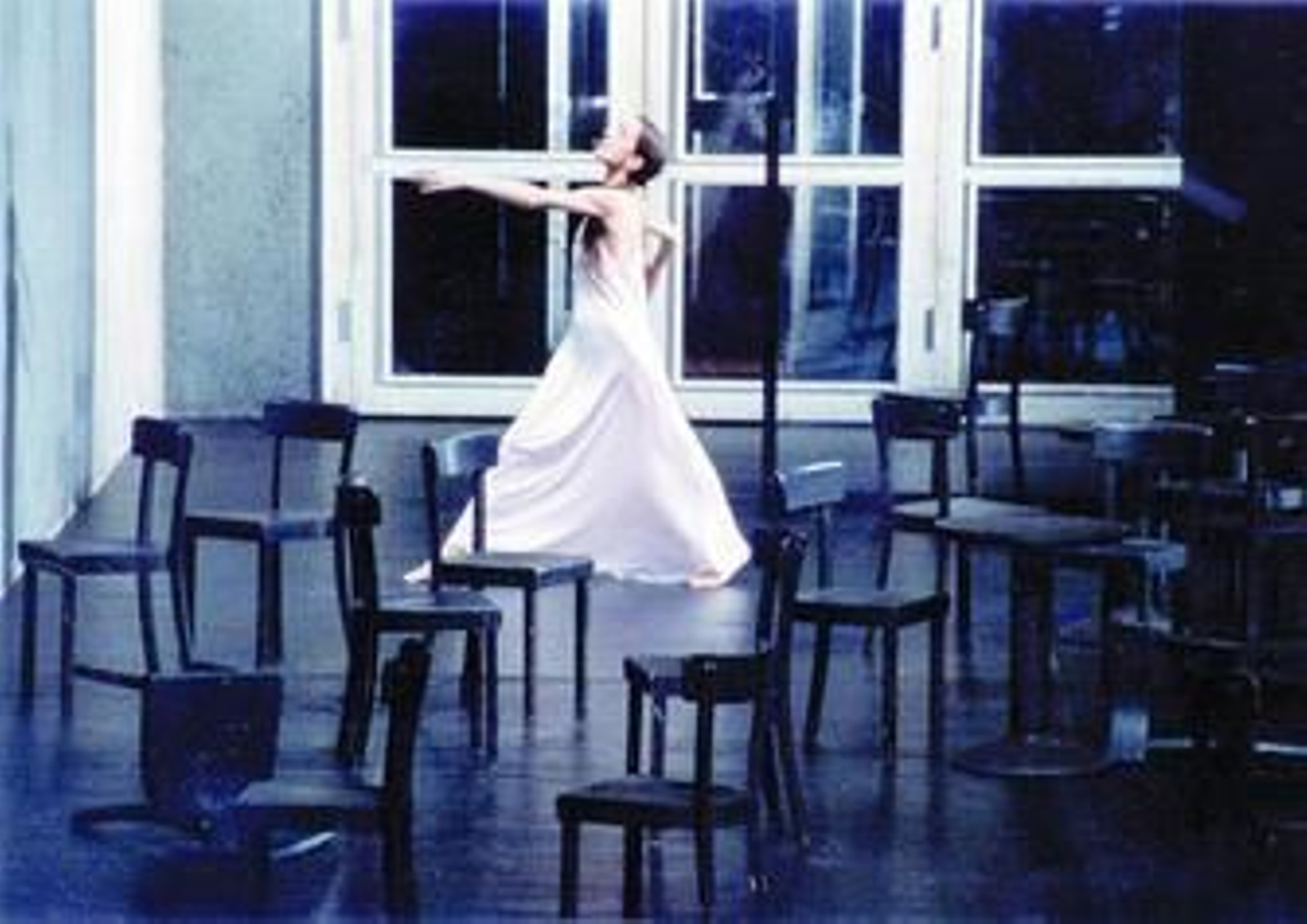 La bailarina Pina Bausch, en la puesta en escena de su espectáculo 'Cafe Mueller' en Munich.