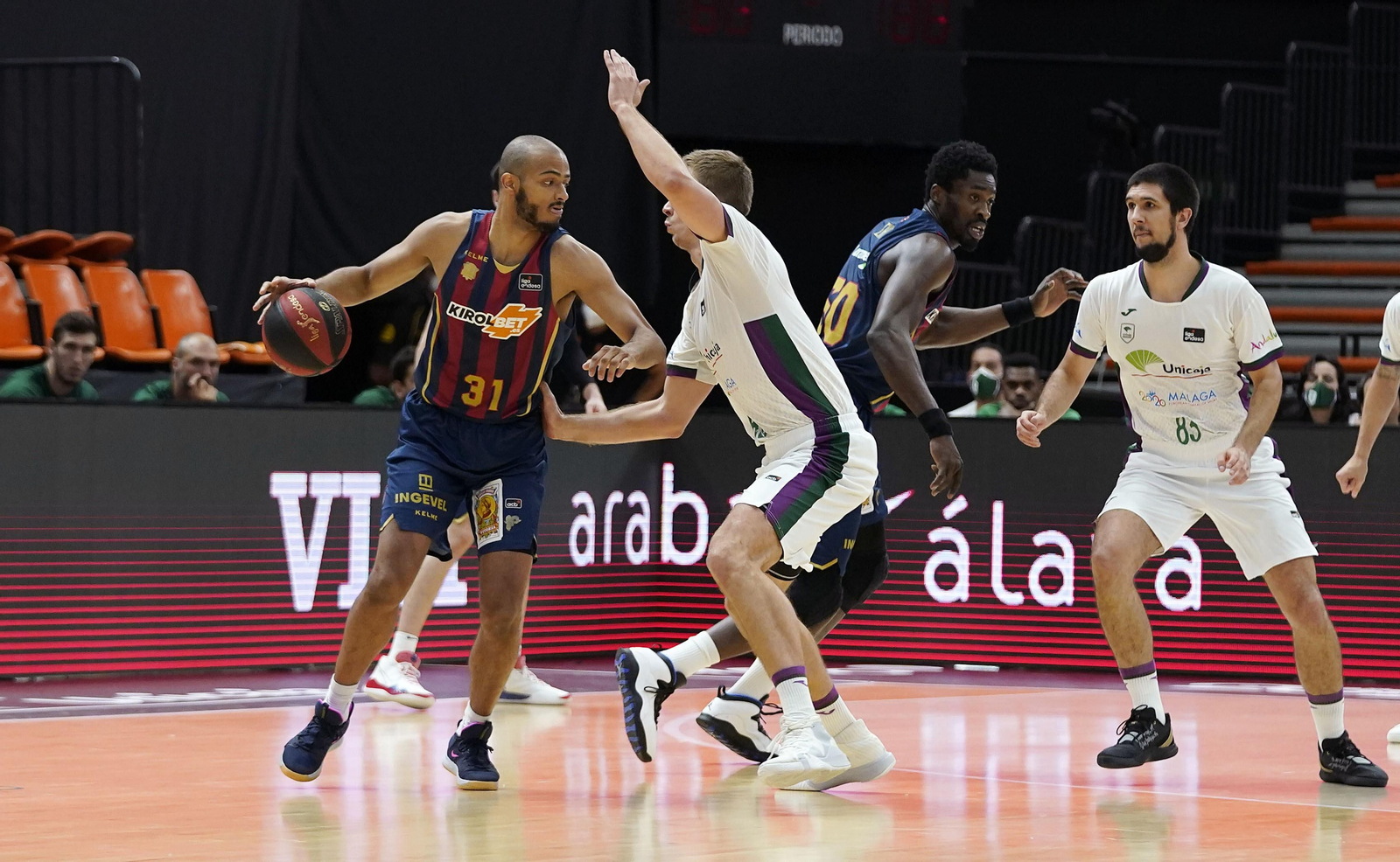 El Baskonia-Unicaja, en fotos