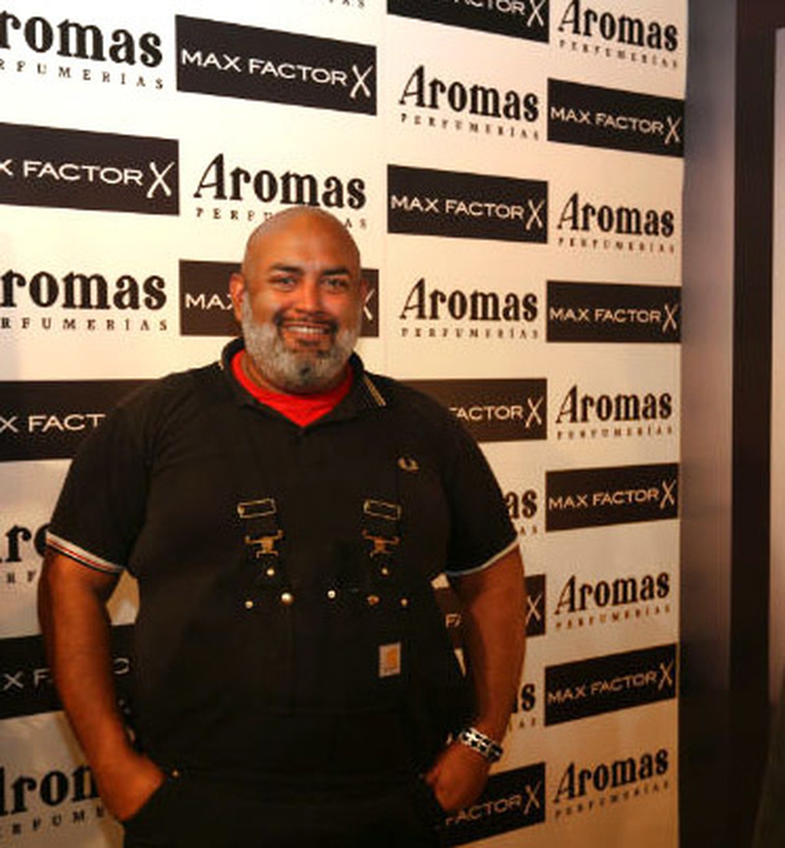 El maquillador Lewis Amarante