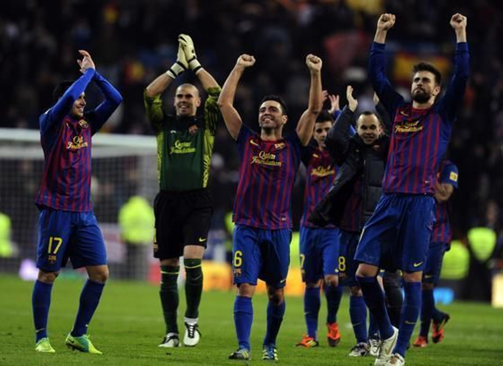 El Barcelona vence al Real Madrid a domicilio (1-3). / AFP