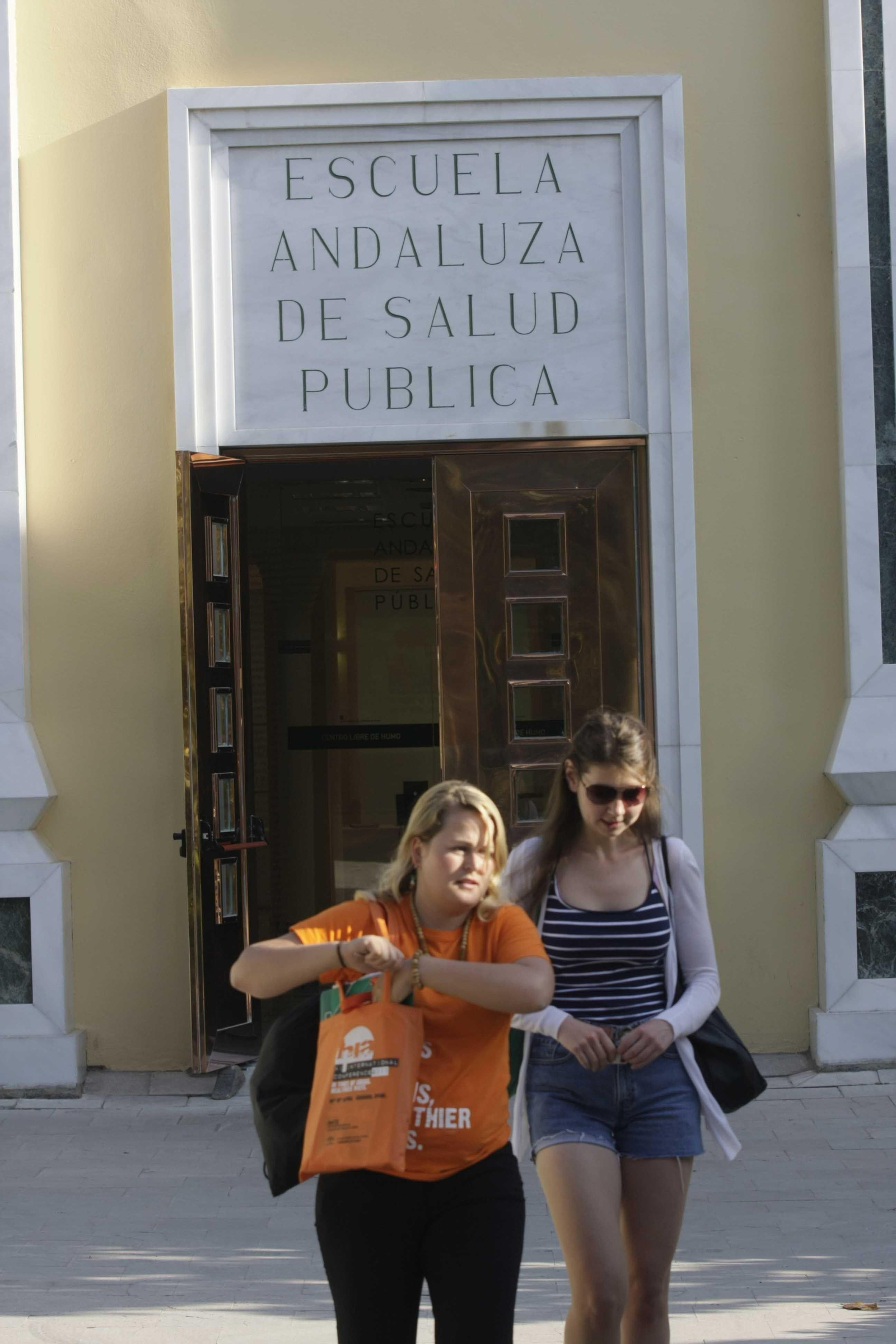 La Escuela Andaluza de Salud Pública tiene su sede en Granada.