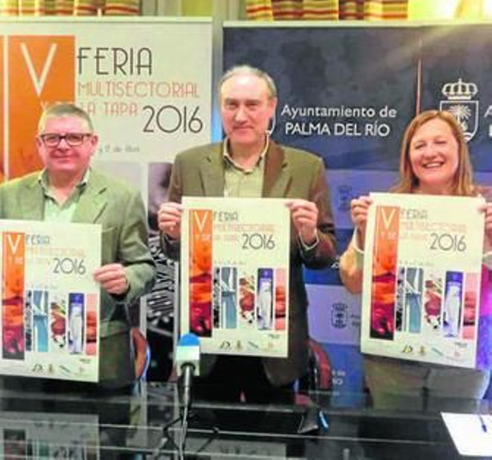 Palma, Ruiz Almenara y Caro, ayer en el Consistorio.