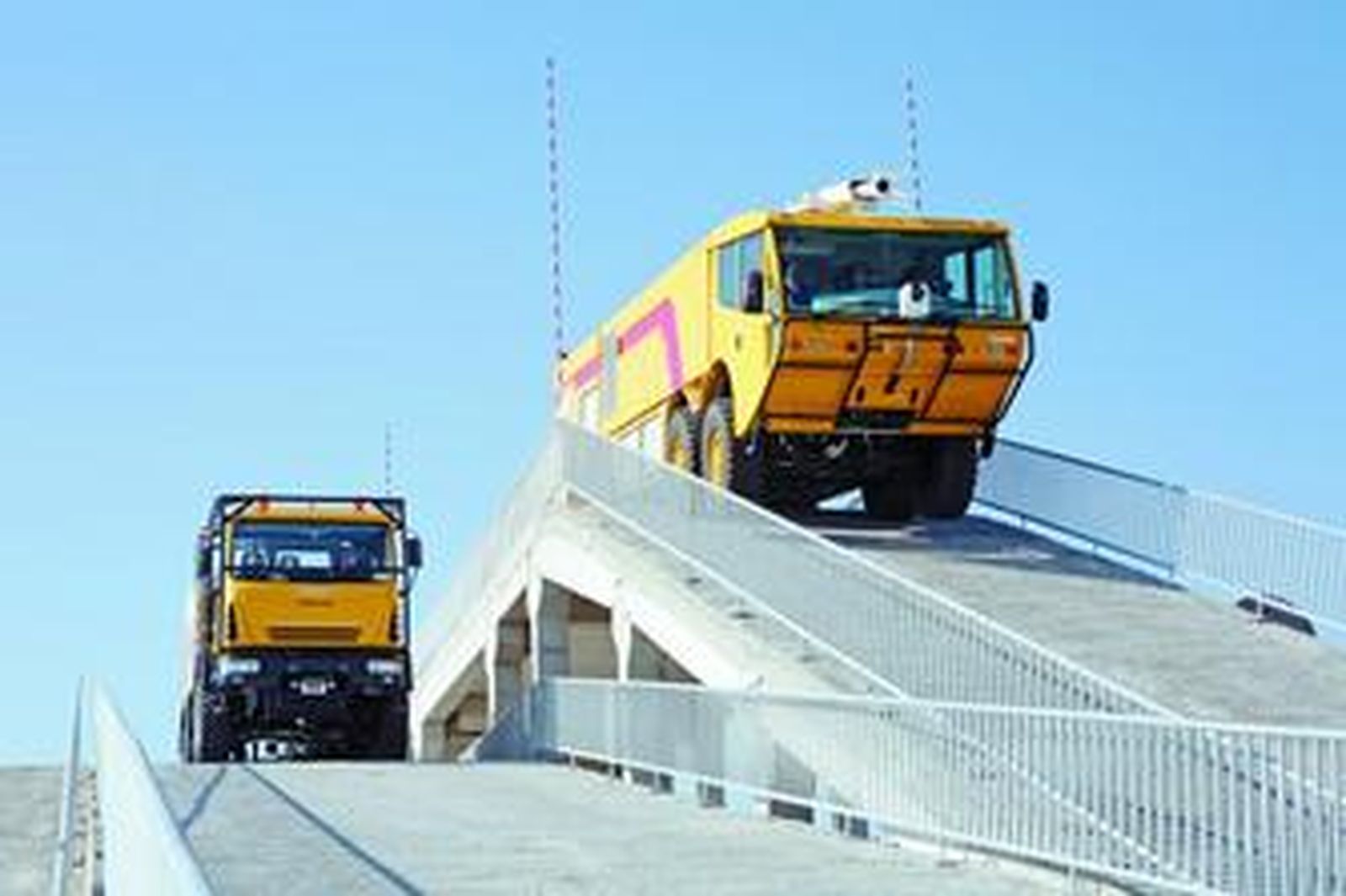 Imagen de la pista de pruebas para vehículos de emergencias que Iturri posee en Utrera (Sevilla).