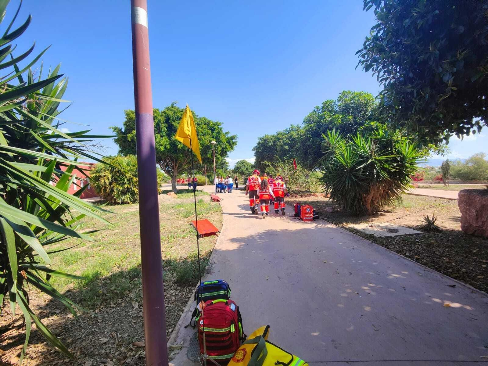 Imágenes del simulacro de emergencias sanitarias en el recinto ferial de Almería