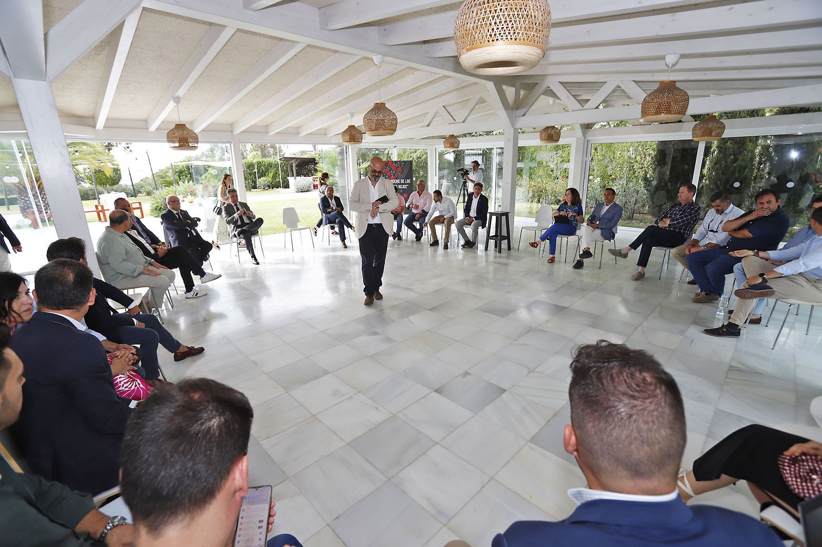 Imágenes del debate de "La Noche de los Frutos Rojos"