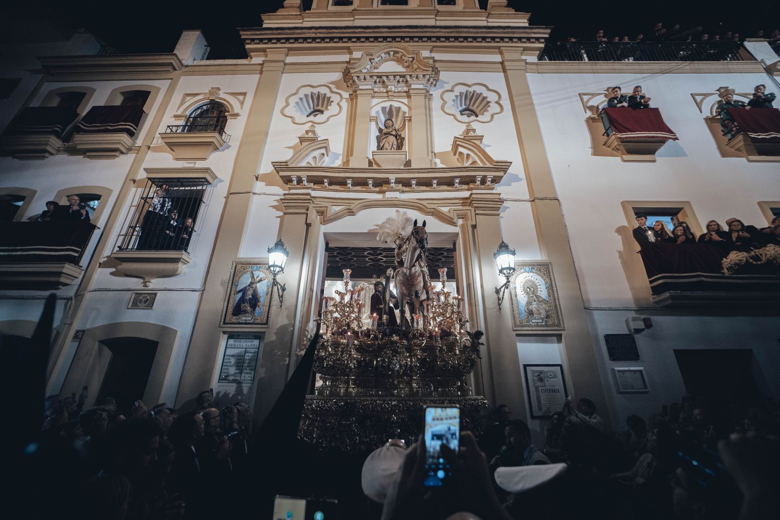 Las imágenes de la Hermandad de la Esperanza de Triana en la Semana Santa de Sevilla 2023