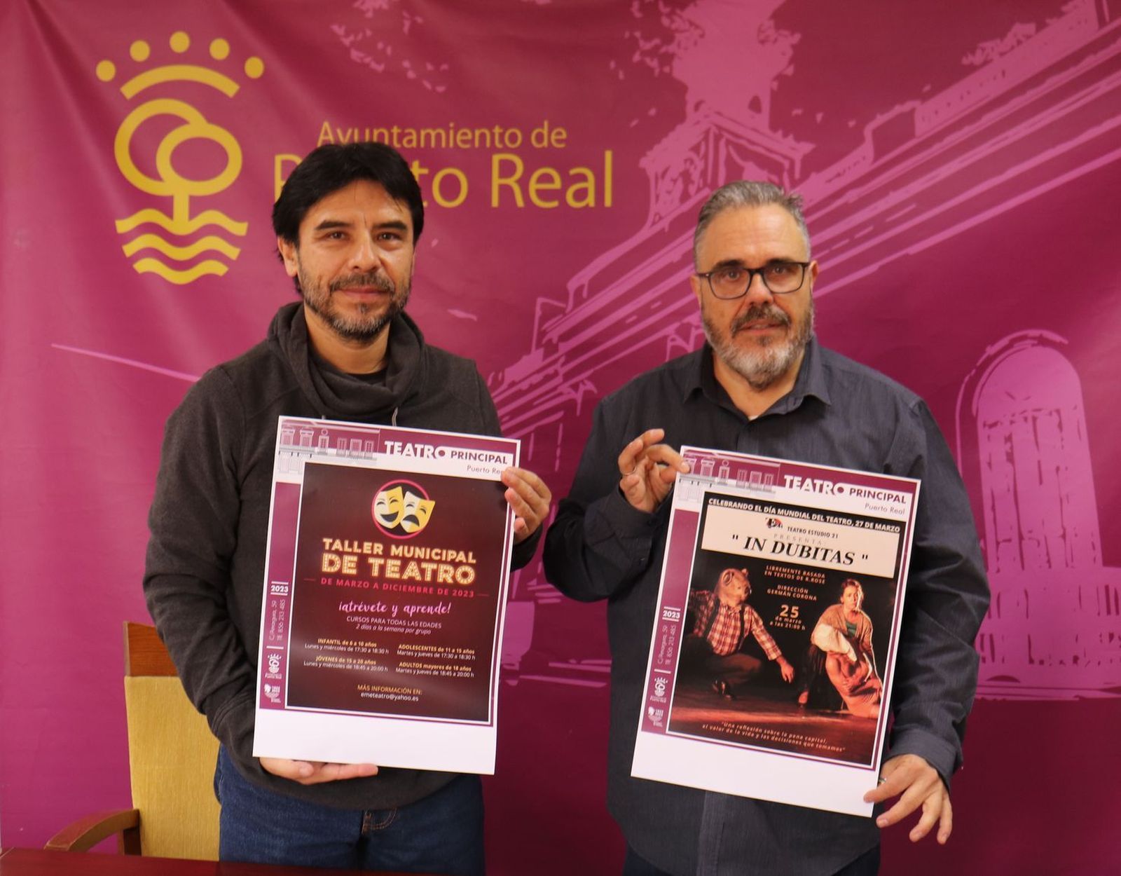 Germán Corona y Pedro Olmedo en la presentación del taller municipal de teatro