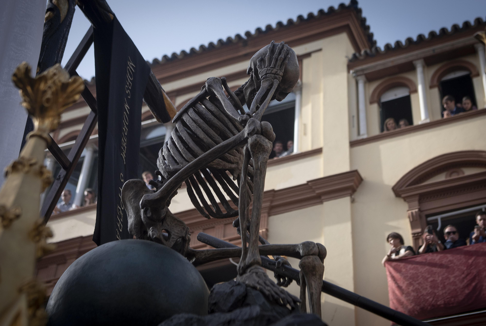 Las imágenes del Santo Entierro Grande por la Campana