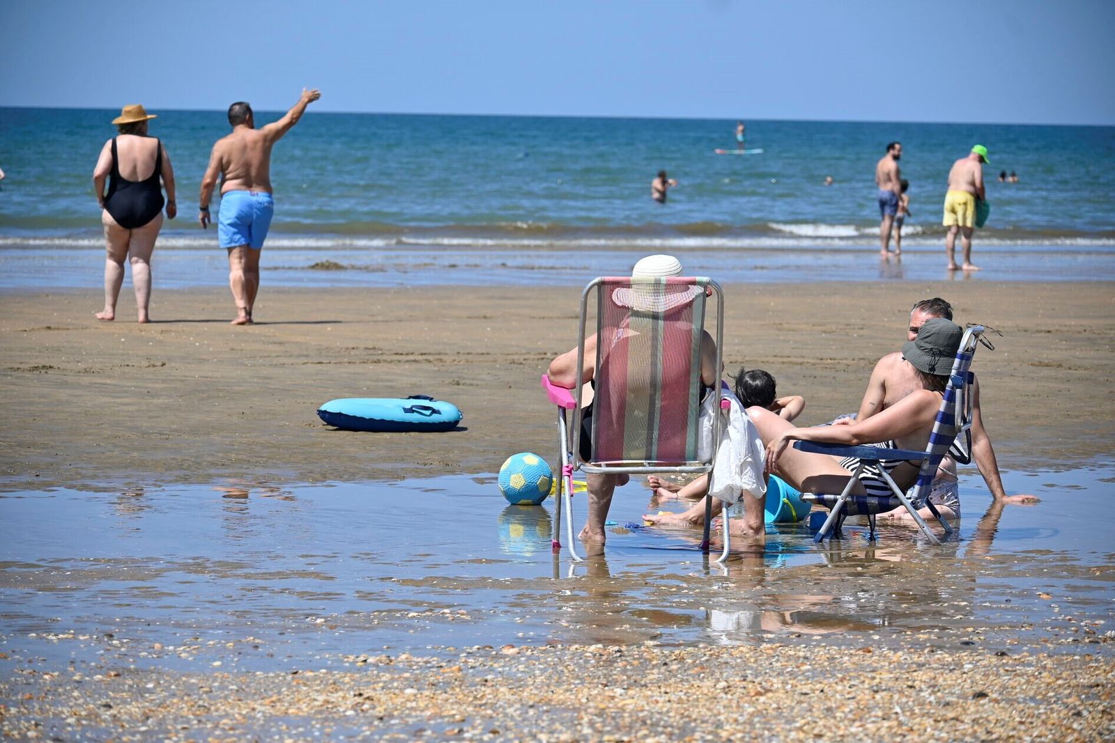 Jornada playera en la costa de Huelva.