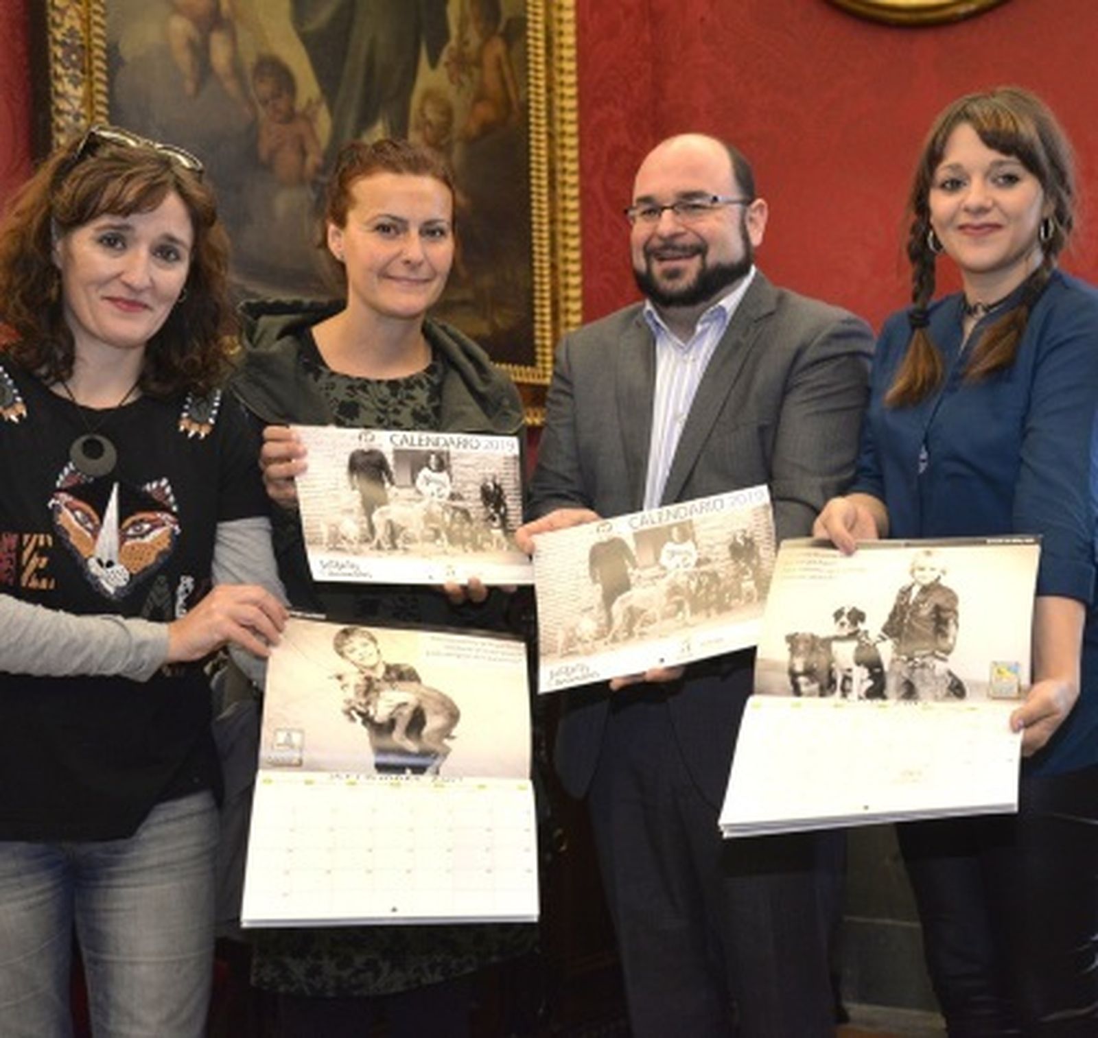Presentación del calendario solidario Mírame