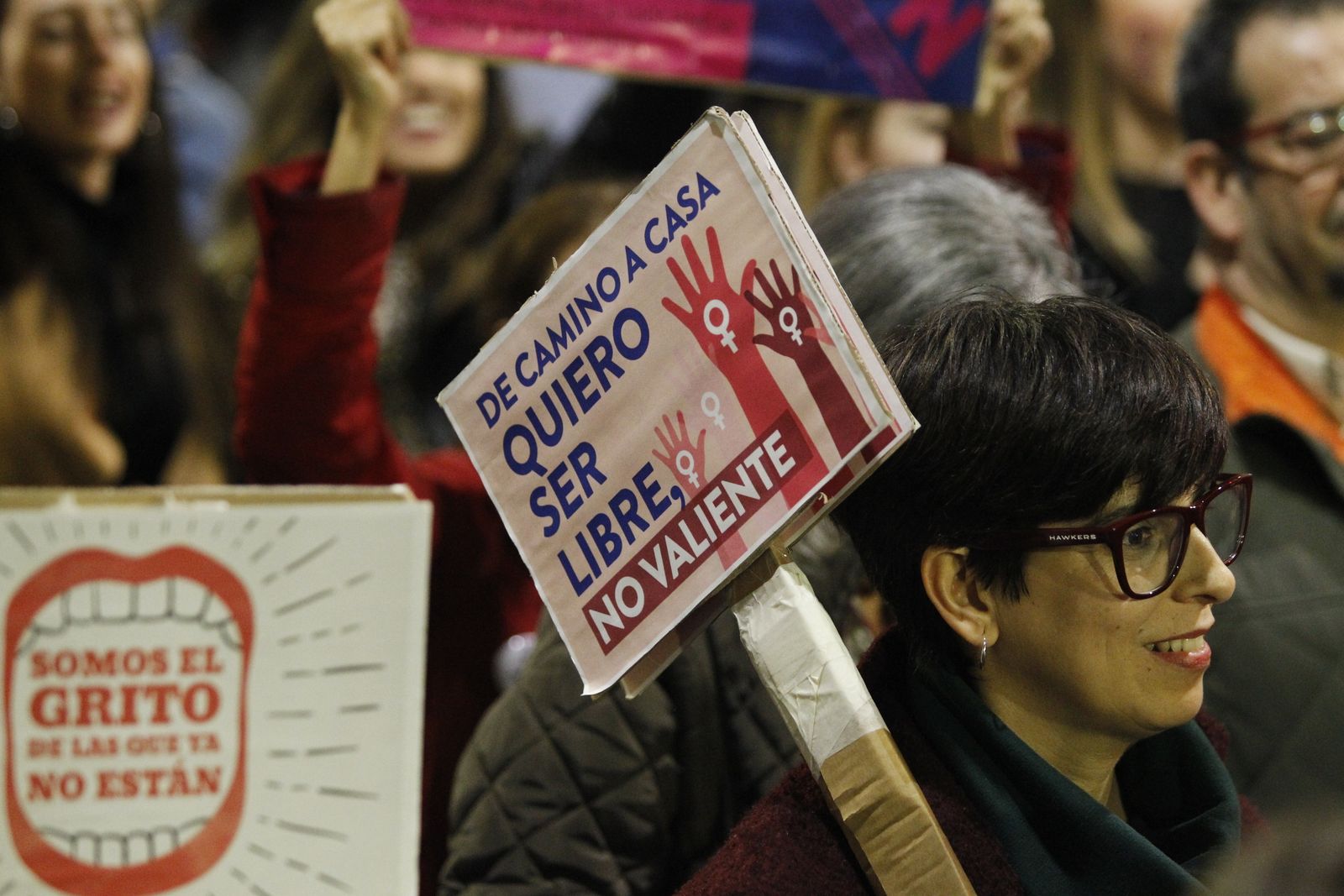 Fotogalería manifestación Día Internacional de la Mujer en Almería