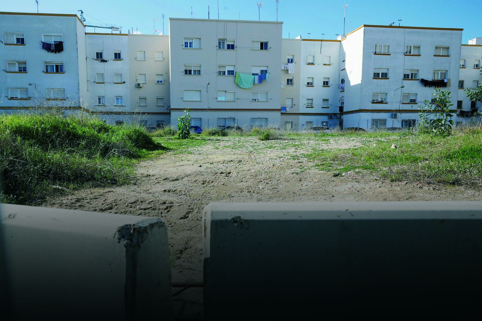 Solar de las Casitas Bajas.