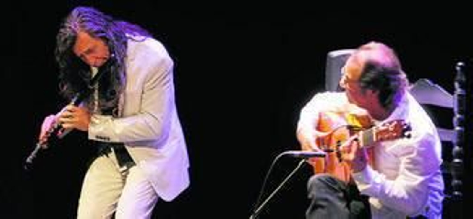 El Hombre Gancho, acompañados de Manuel Ángel Mart, el pasado miércoles, en la Axerquía.