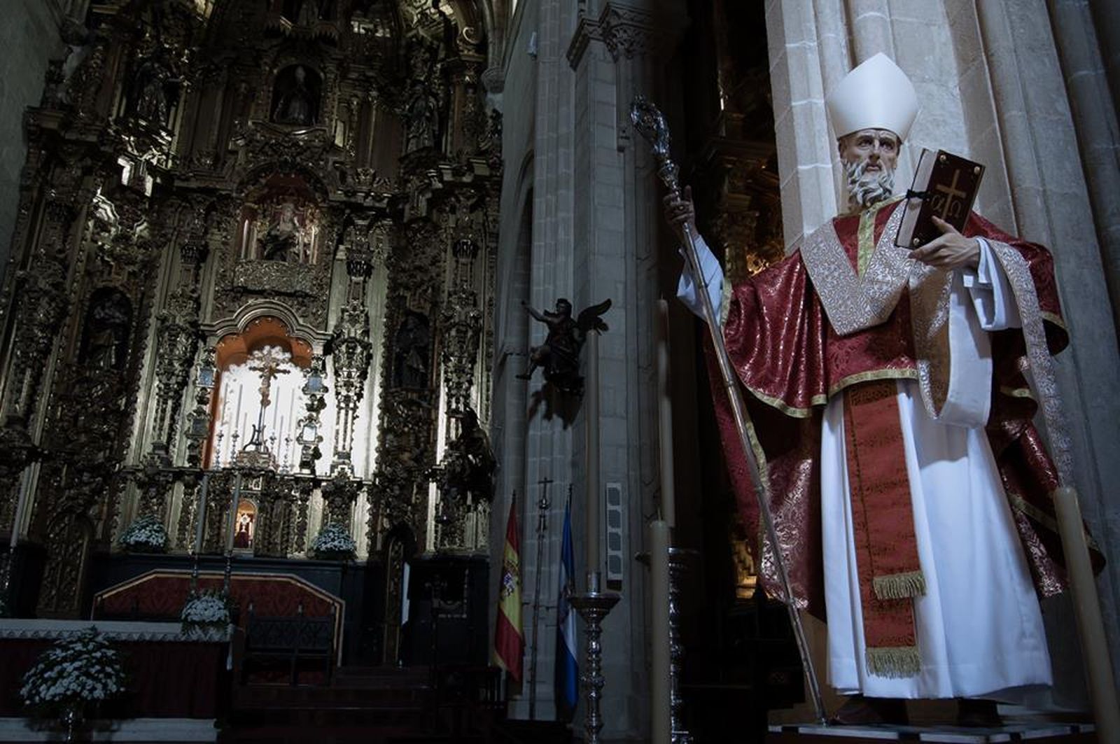 San Dionisio, patrón de Jerez, en el interior de su iglesia.