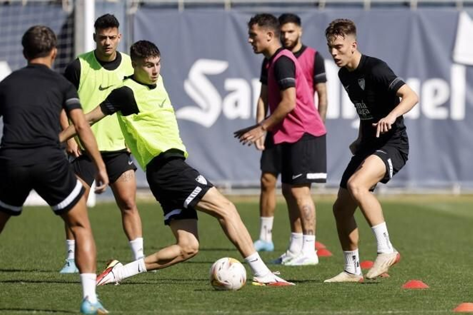 Paulino, con otros compañeros en el Anexo