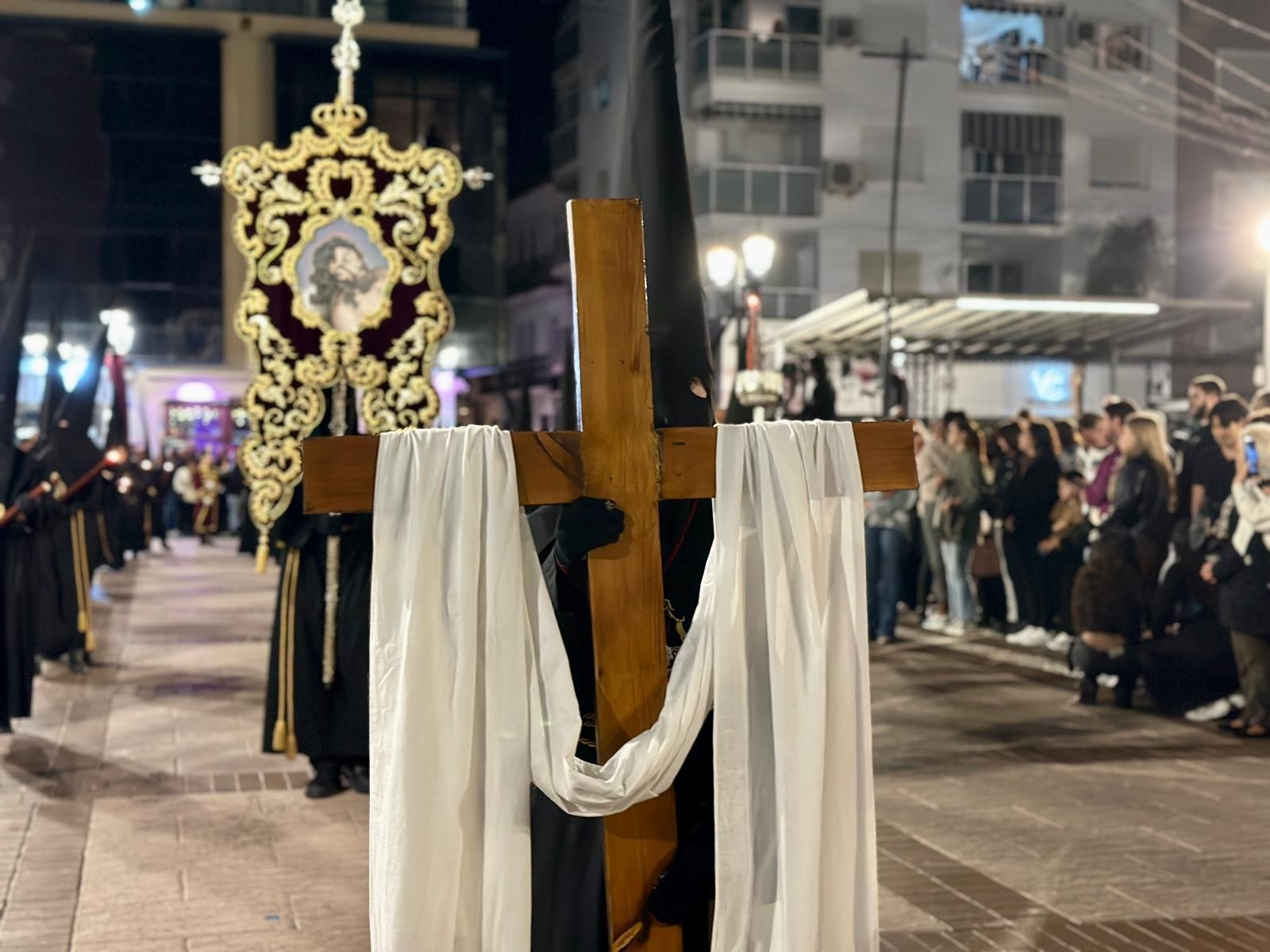 El Yacente el Viernes Santo en Fuengirola, en imágenes