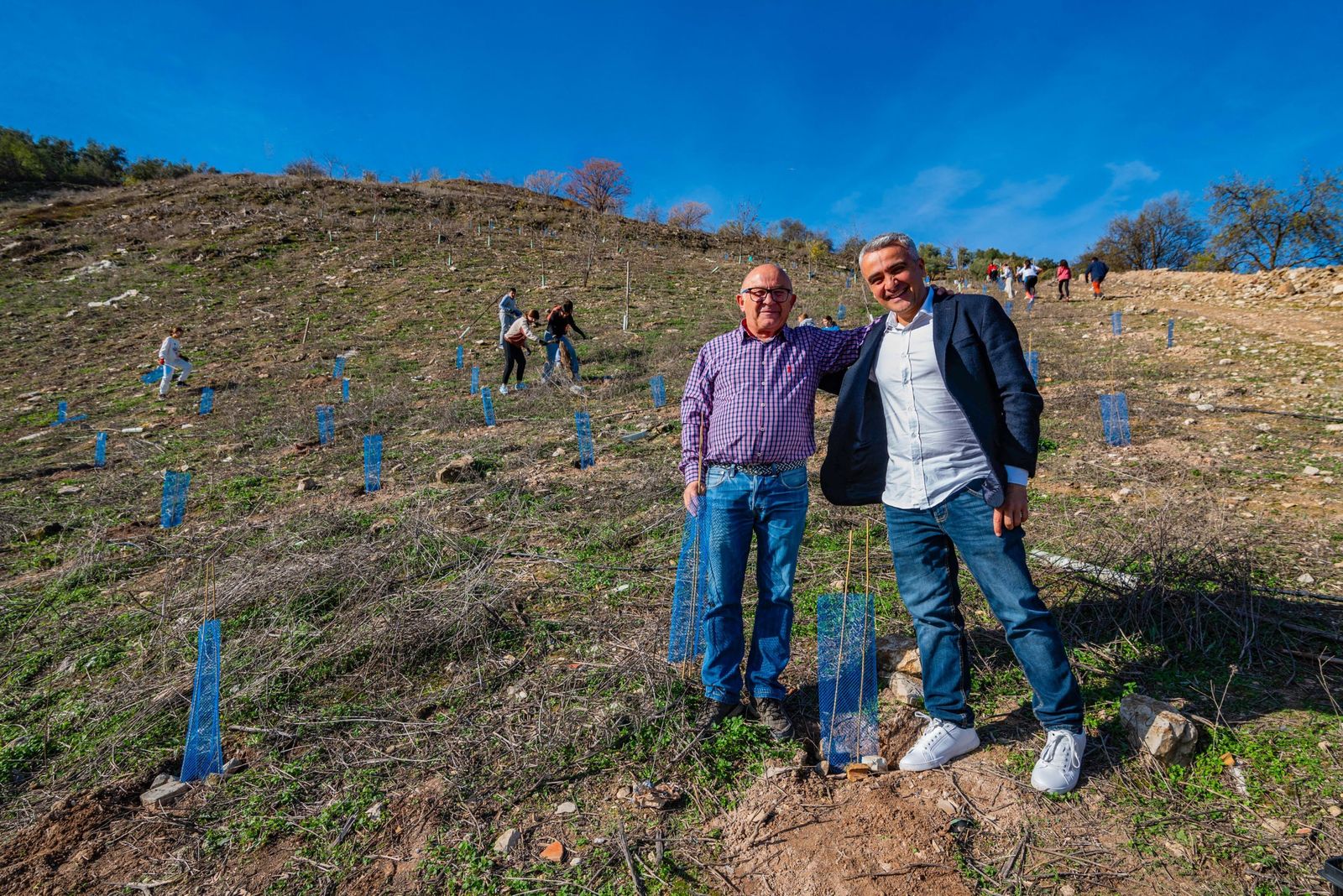 El alcalde de Villanueva de Tapia y uno de los fundadores de la mayor plataforma de turismo rural