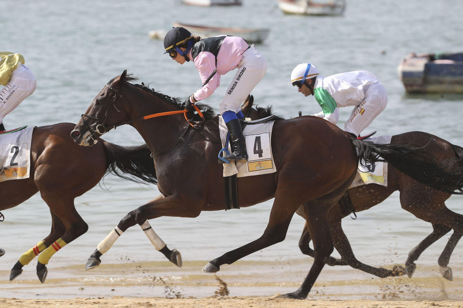 Los mejores momentos del inicio del segundo ciclo de las Carreras de Caballos de Sanlúcar