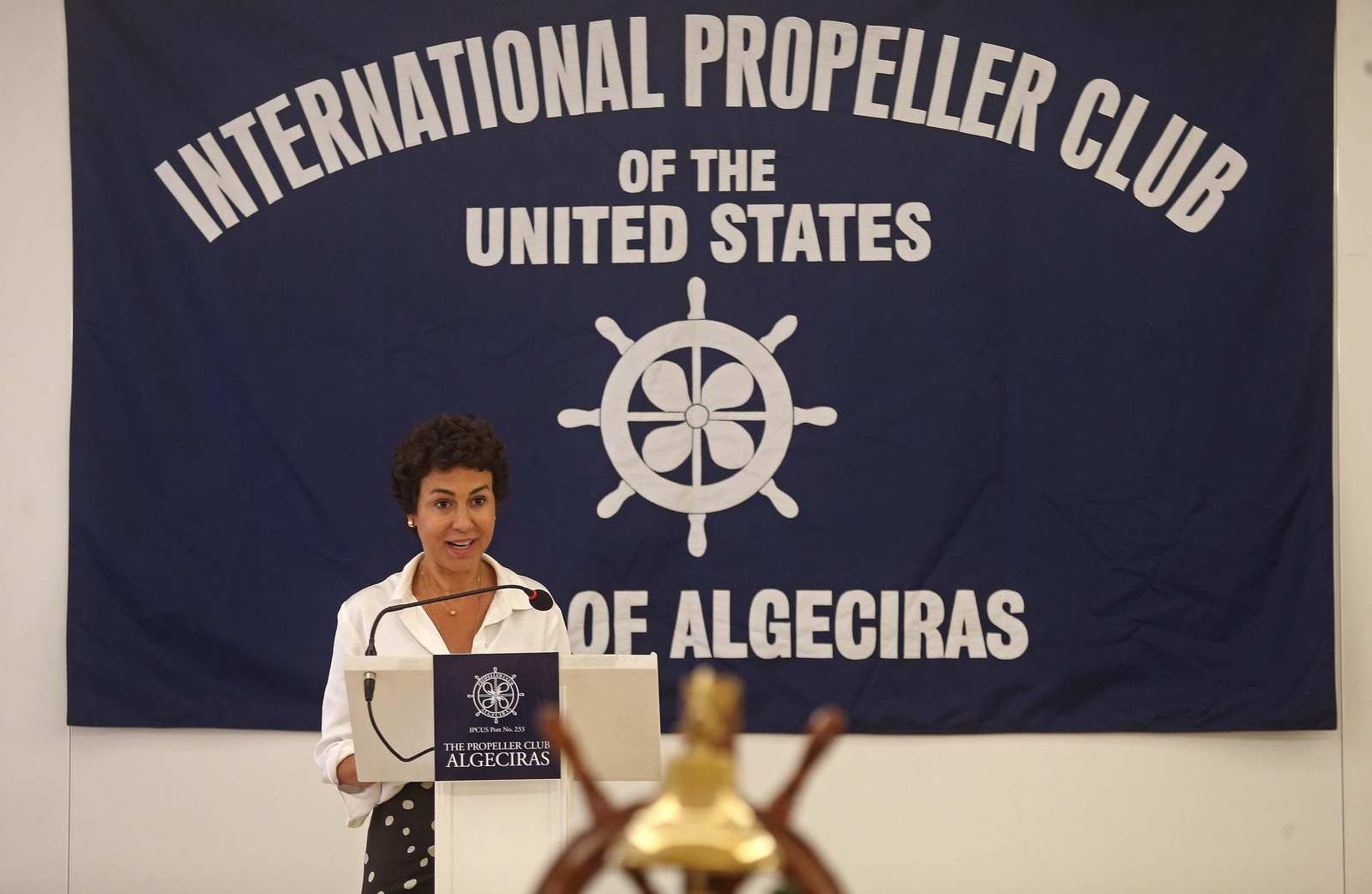 Fotos de la conferencia de Isabel Pardo de Vera en el Propeller Club Algeciras