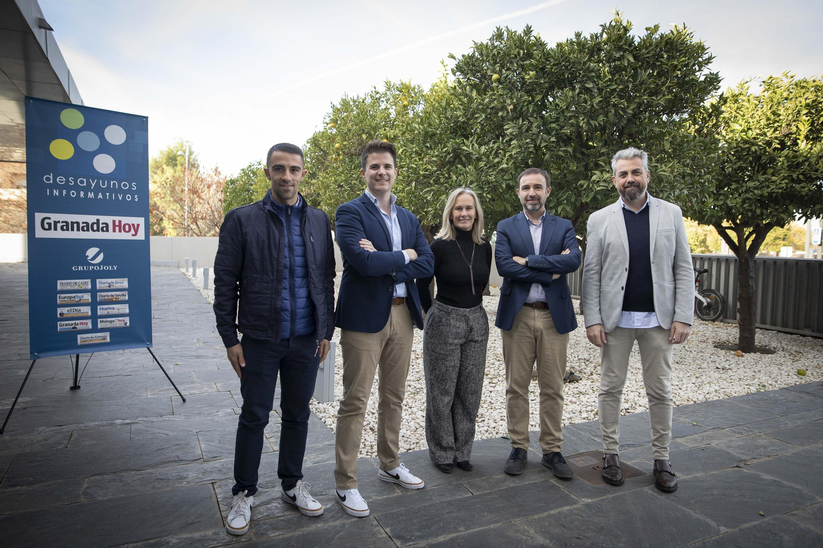 De izquierda a derecha: Iván Sierra, Carlos Álvarez, Lola Quero, Roberto Álvarez y Marcelo Vázquez.