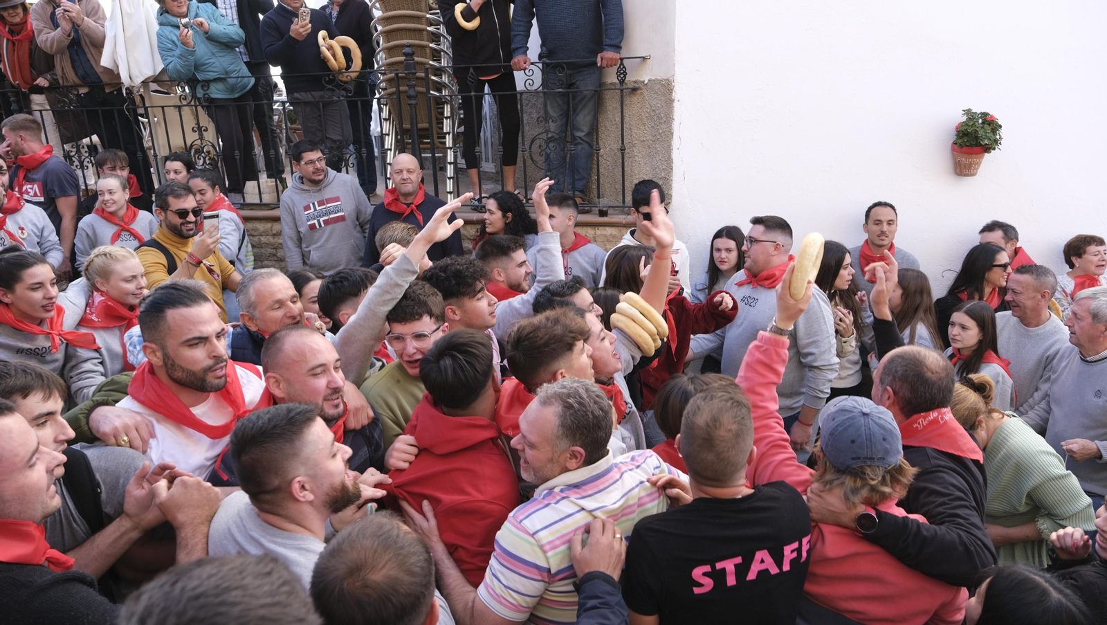 Los vecinos de Lubrín se echan a las calles por San Sebastián