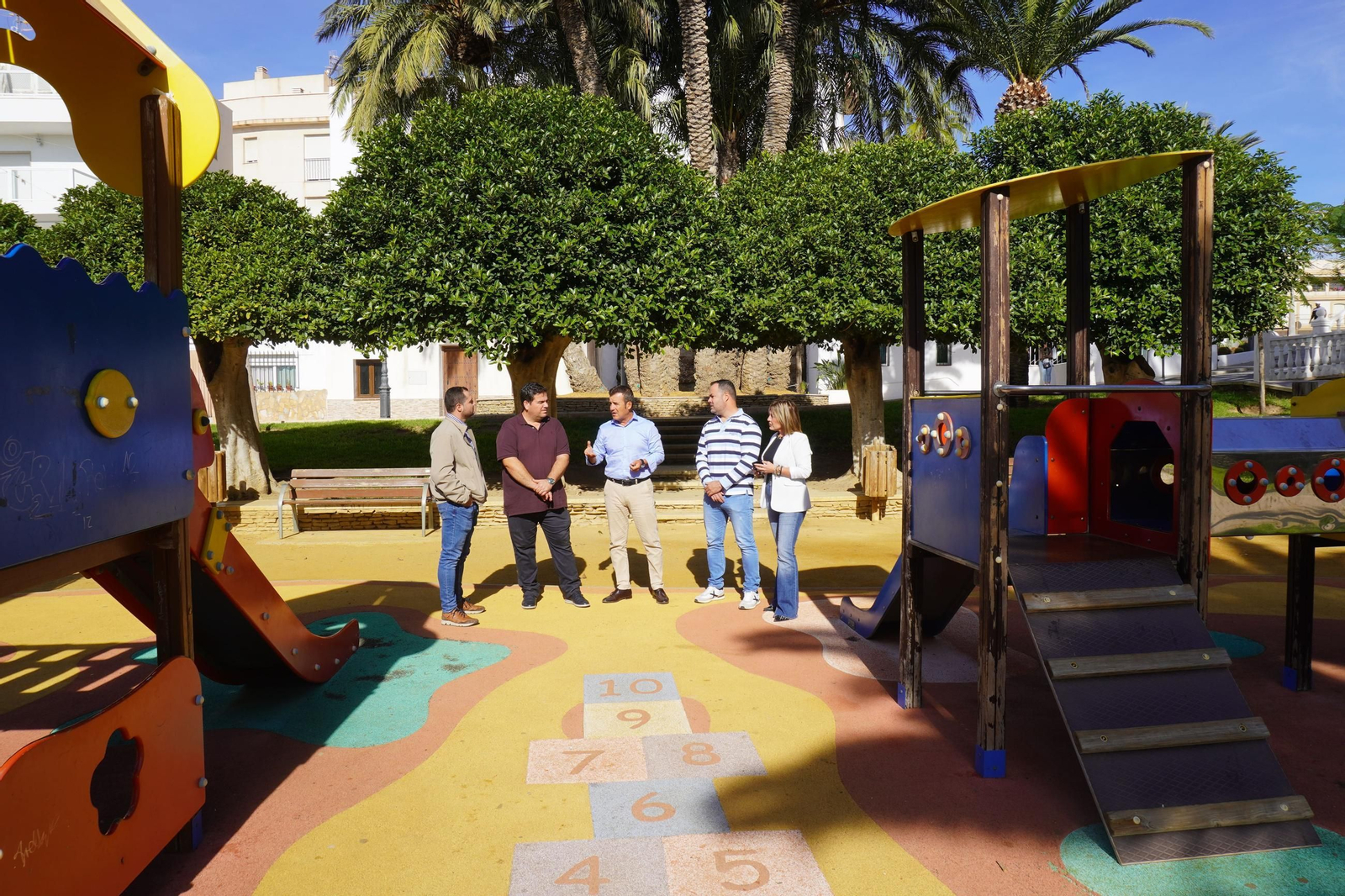 Visita a uno de los parques infantiles de Carboneras.