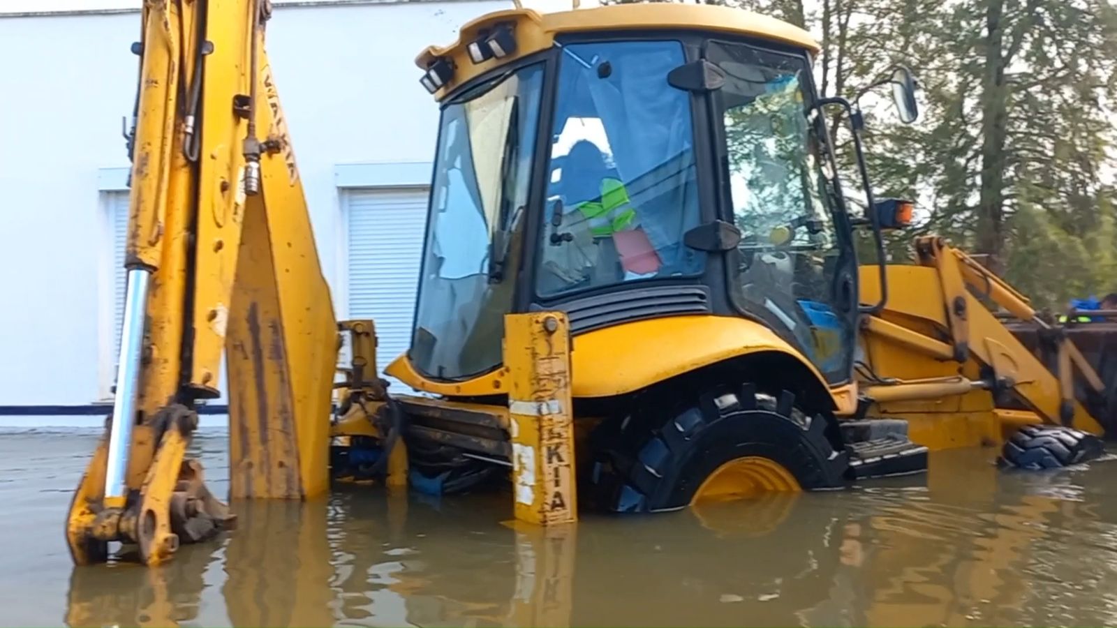 Así estaba la depuradora de Jerez, inundada por la crecida del río Guadalete