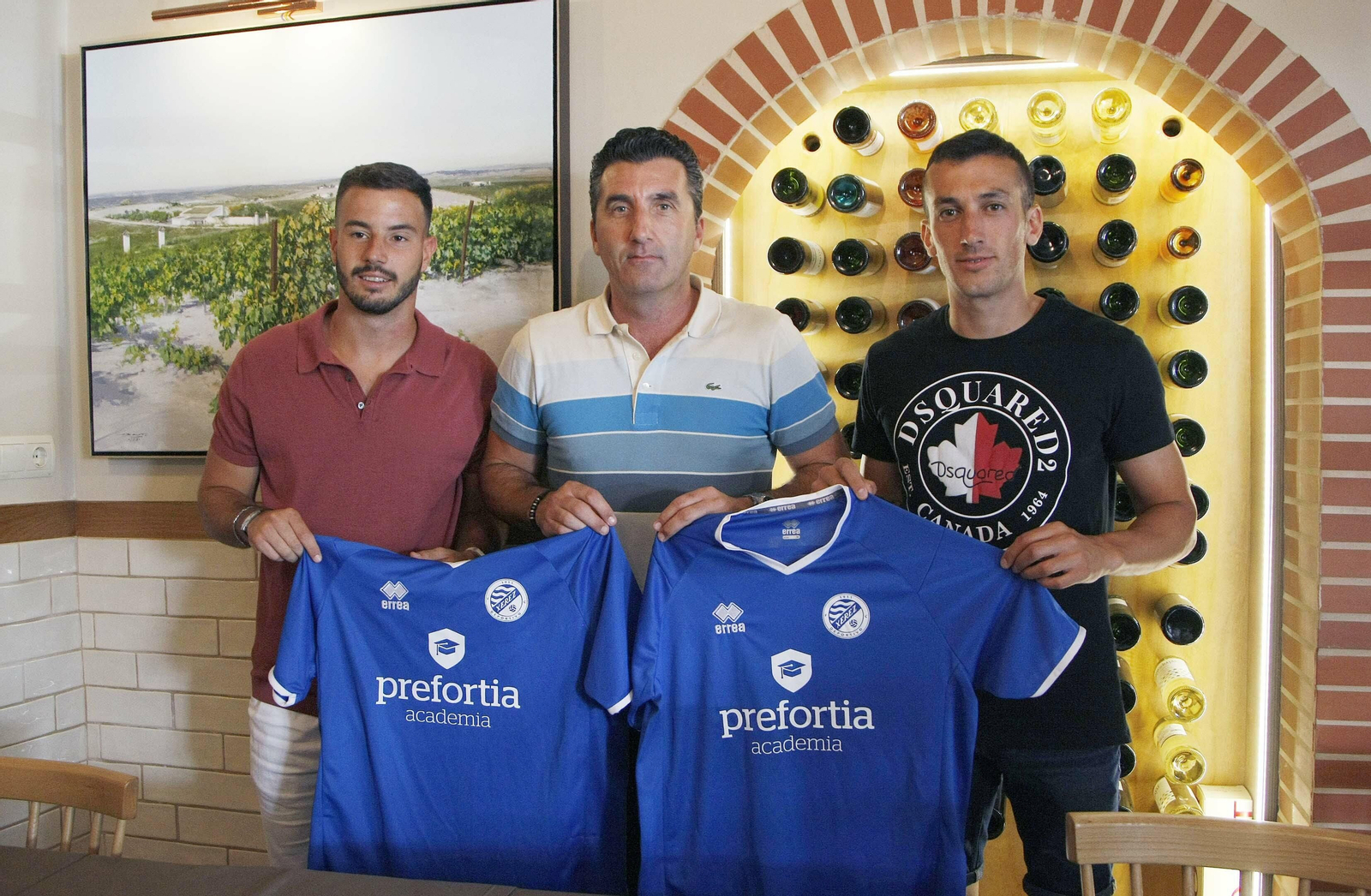 Jacobo y Zafra, junto a Edu Villegas.