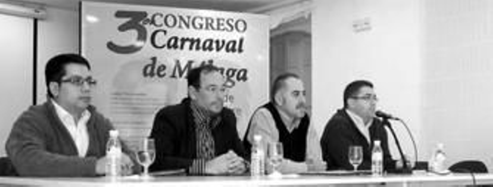 Mesa del congreso del Carnaval de Málaga celebrado este fin de semana.