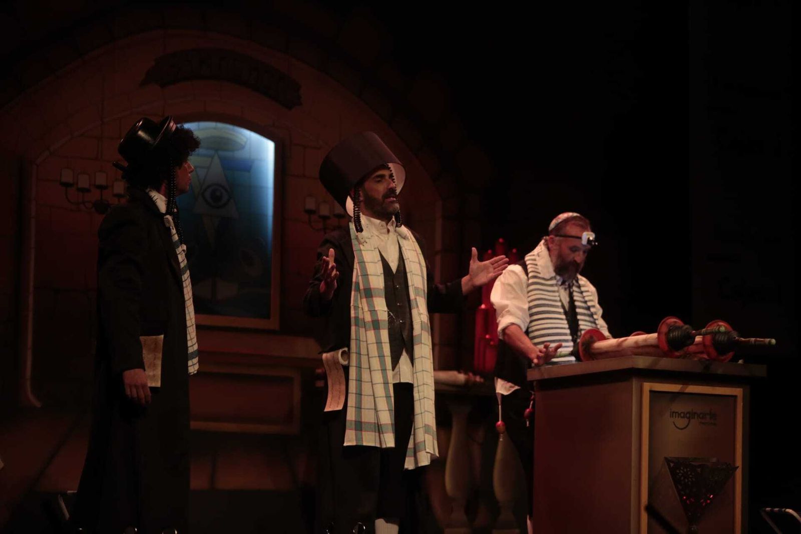 Cuarteto "Los ultraortodoxos de los callejones de cardoso"