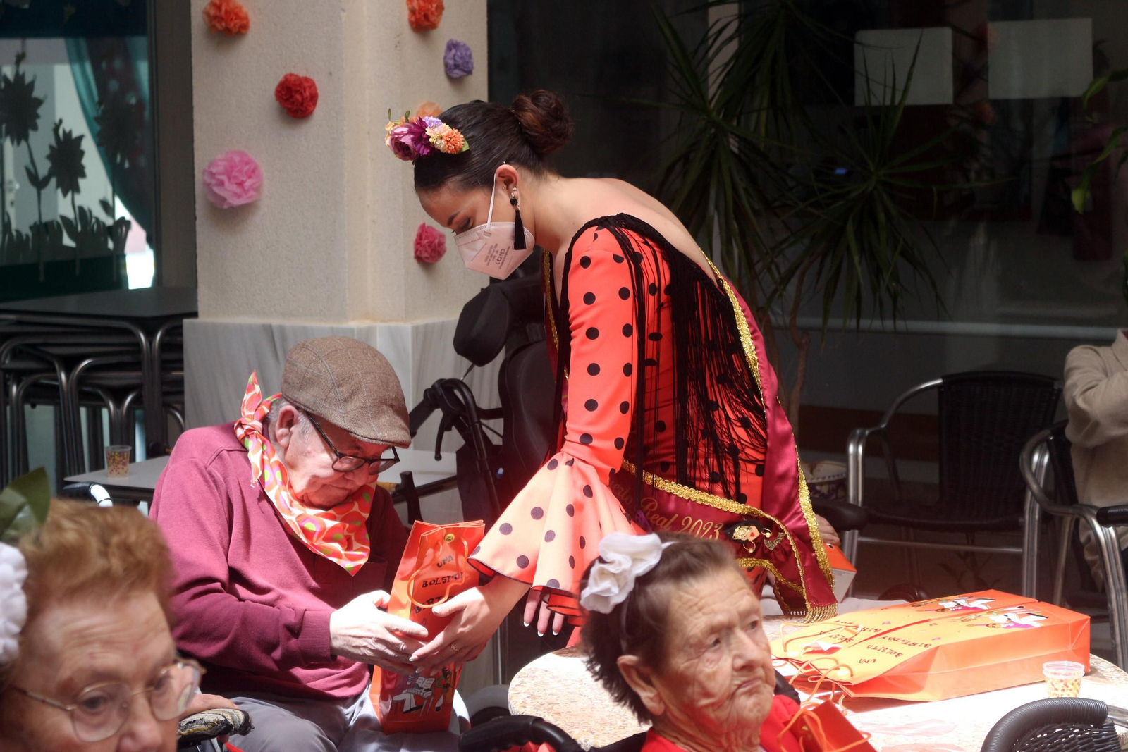 'Feria de Primavera' en la Residencia Vedruna de Puerto Real