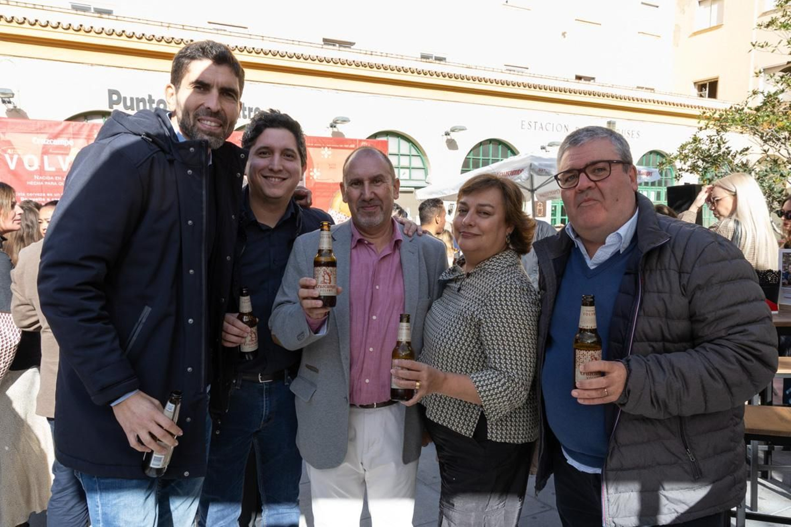 Presentación del lanzamiento de 'Volver', edición limitada de Cruzcampo para Navidad